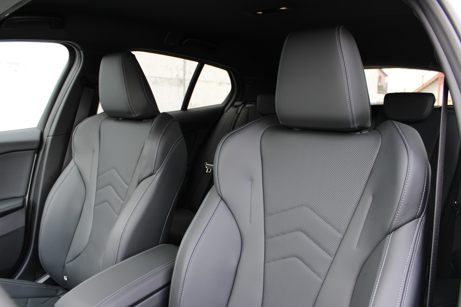 BMW 120 M Sport Steptronic-image-11