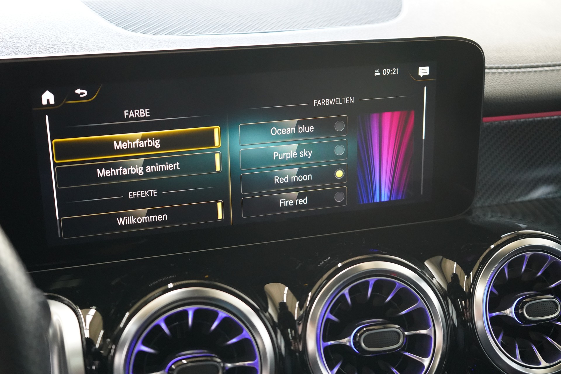 MERCEDES-BENZ GLB 35 AMG 4Matic 8G-Tronic-image-23