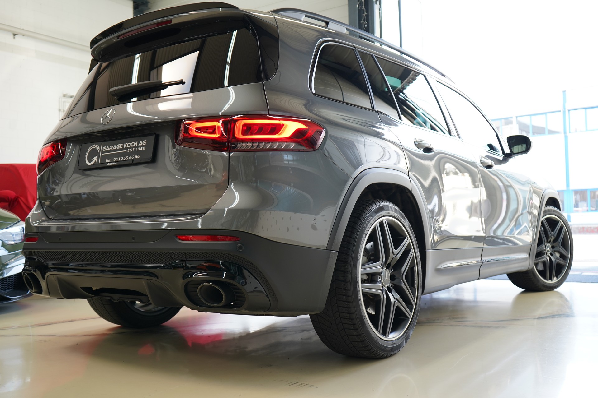 MERCEDES-BENZ GLB 35 AMG 4Matic 8G-Tronic-image-8