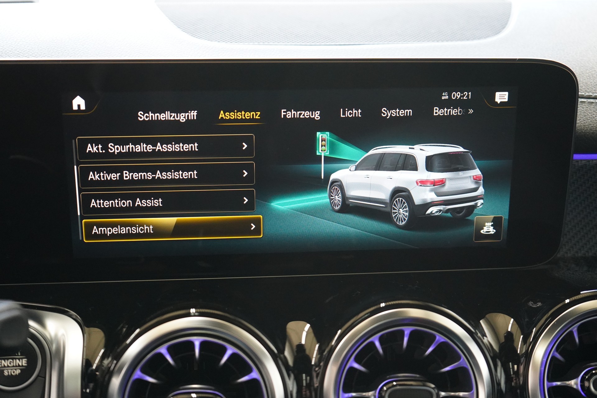 MERCEDES-BENZ GLB 35 AMG 4Matic 8G-Tronic-image-22