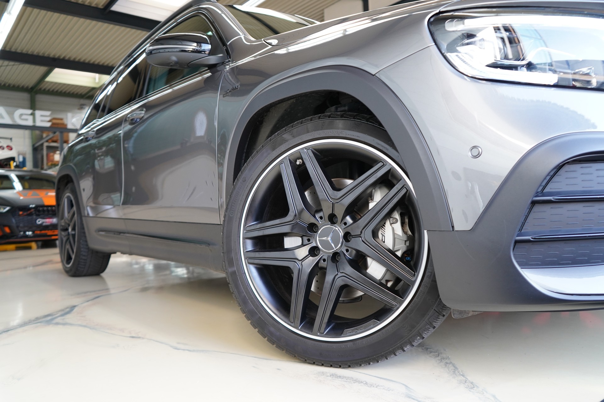 MERCEDES-BENZ GLB 35 AMG 4Matic 8G-Tronic-image-12