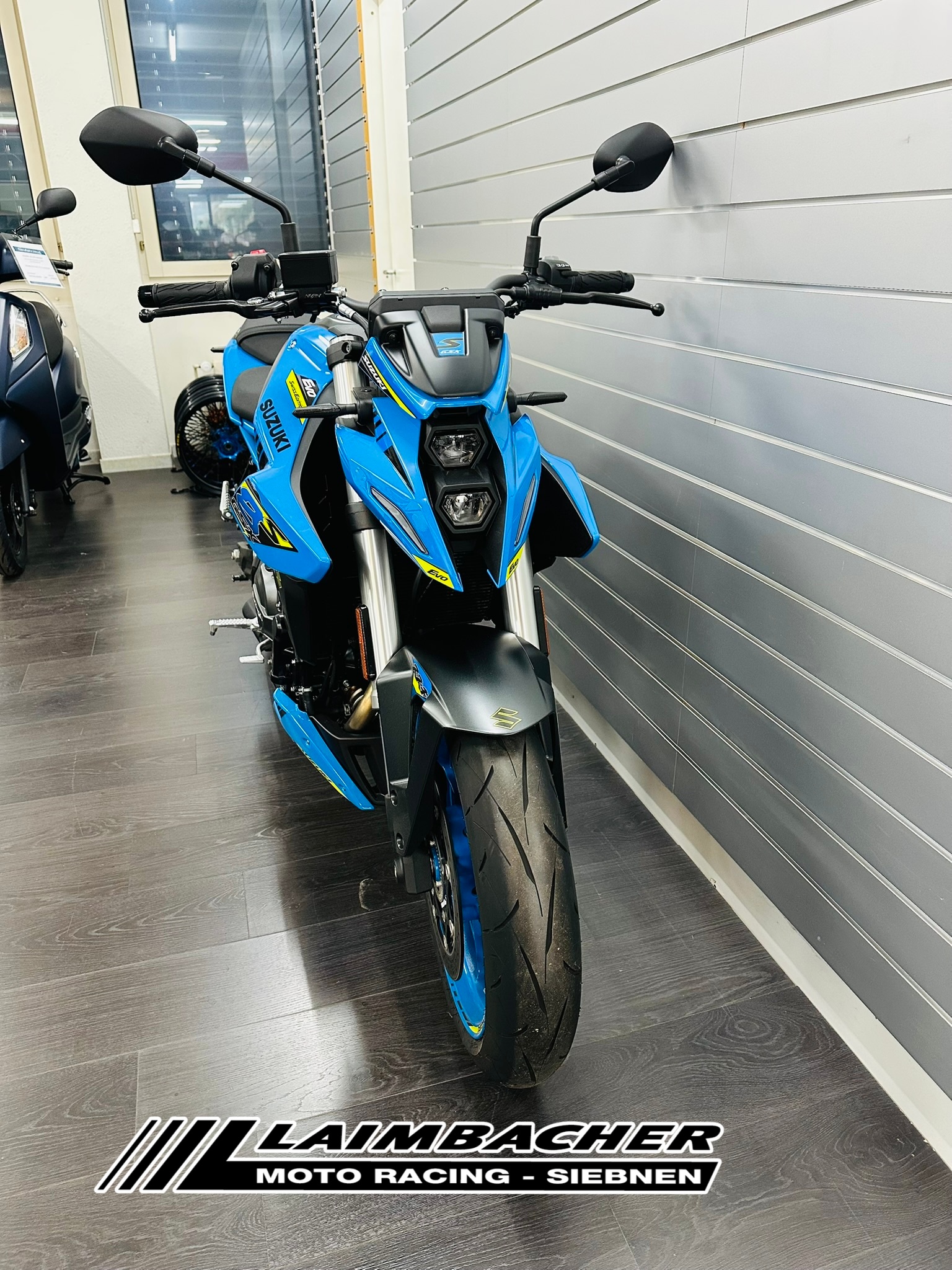 SUZUKI GSX 8 S EVO-image-1