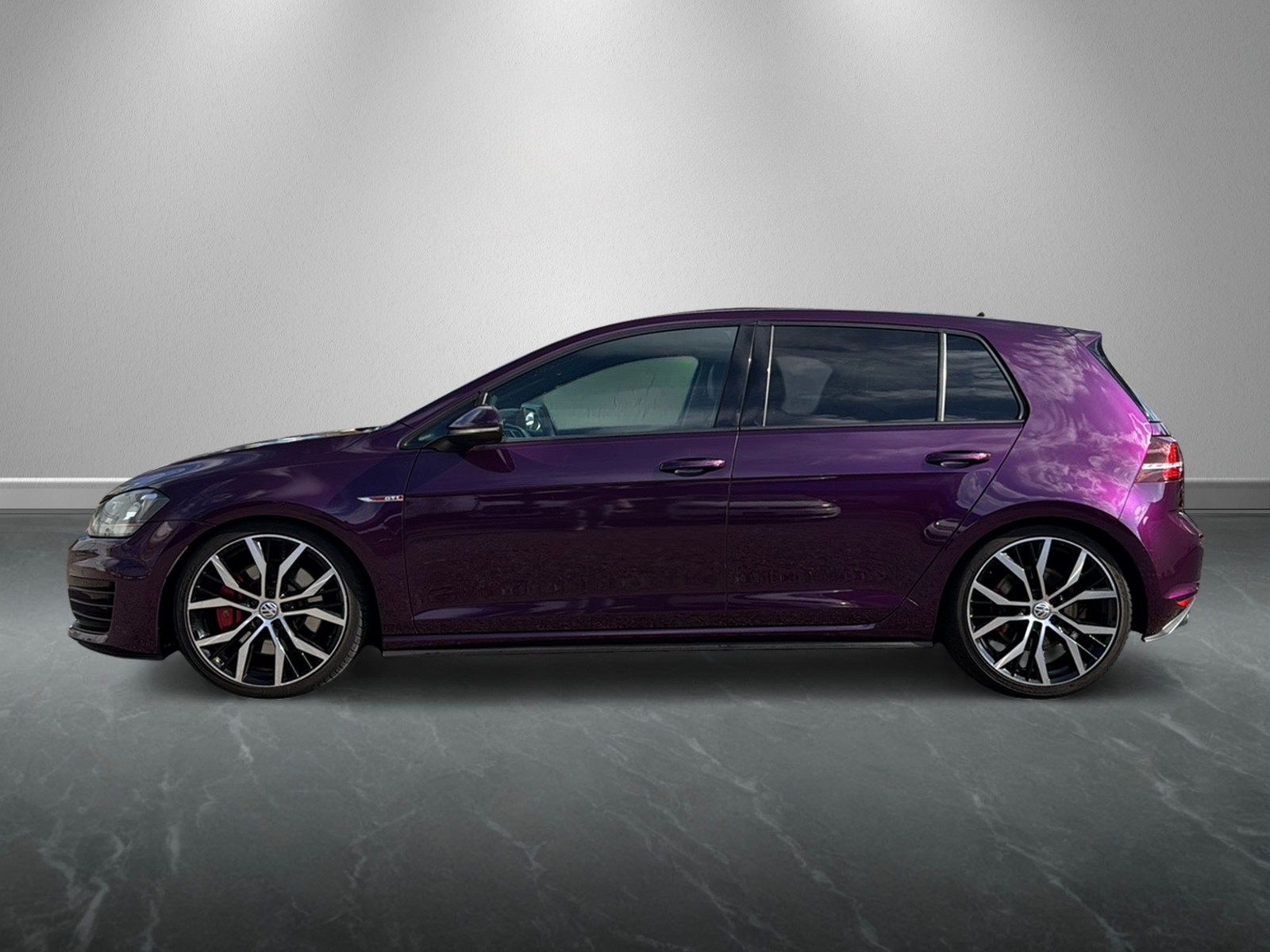 VW Golf 2.0 TSI GTI Performance DSG-showroom-element-1