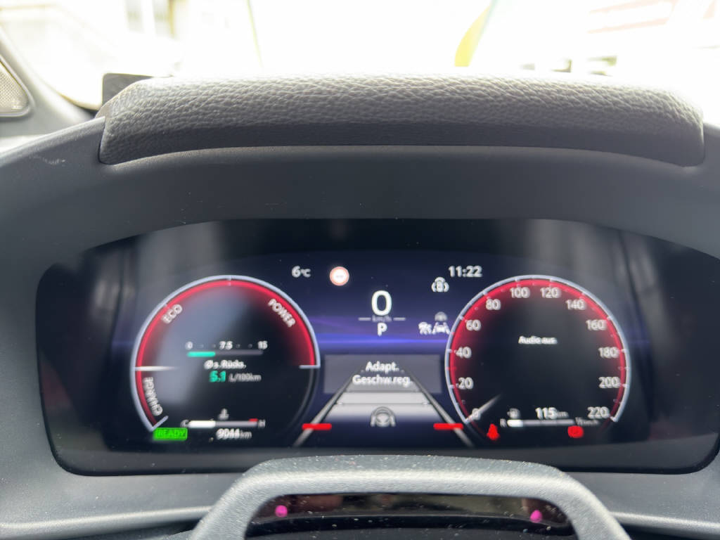 TOYOTA C-HR 2.0 HEV GR Sport 4x4-image-7
