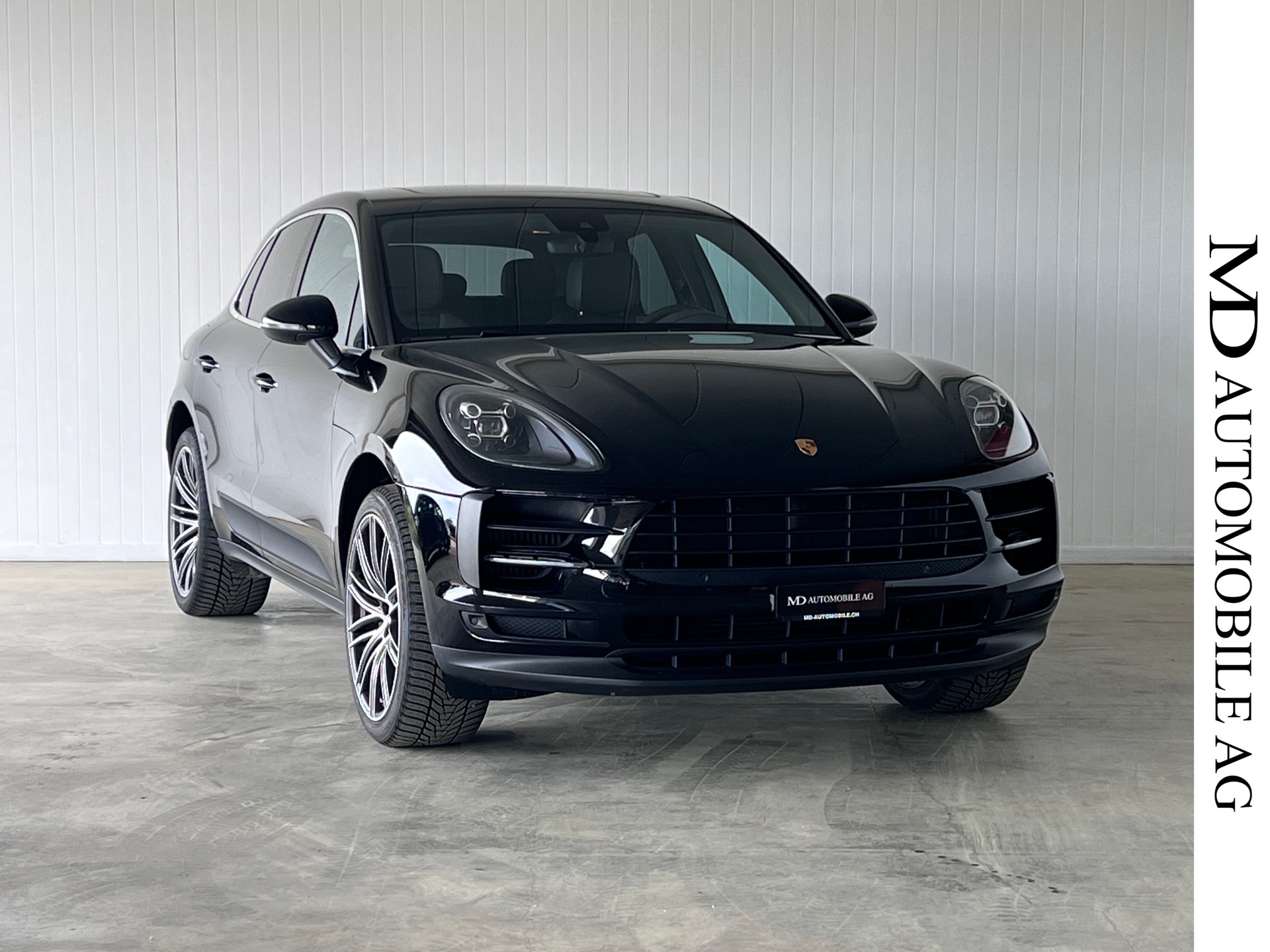 PORSCHE Macan S PDK