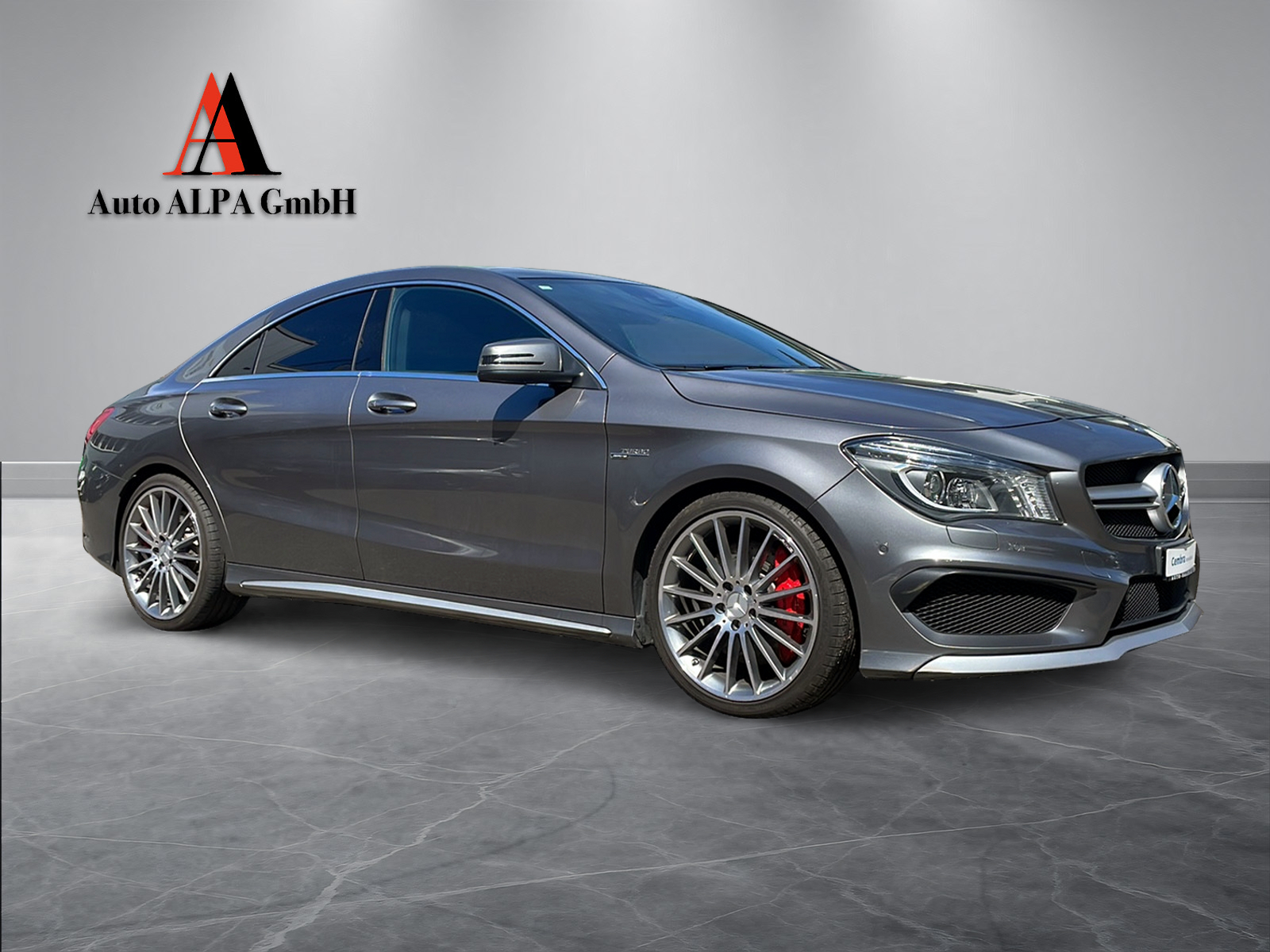 MERCEDES-BENZ CLA 45 AMG 4Matic Speedshift-image-5