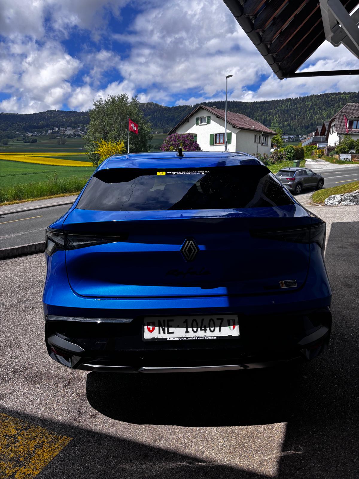 RENAULT Rafale 1.2 E-Tech Plug-in Hybrid 300 4x4 Esprit Alpine-image-6