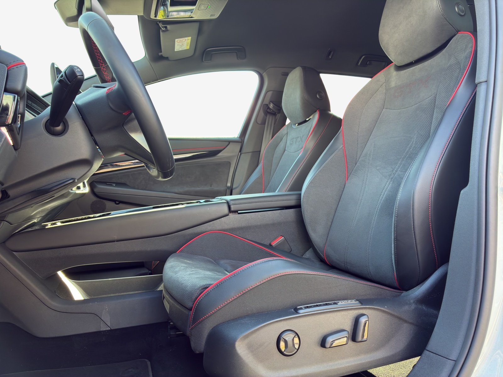 VW ID.7 Tourer GTX 86 kWh GTX 4 Motion-image-8