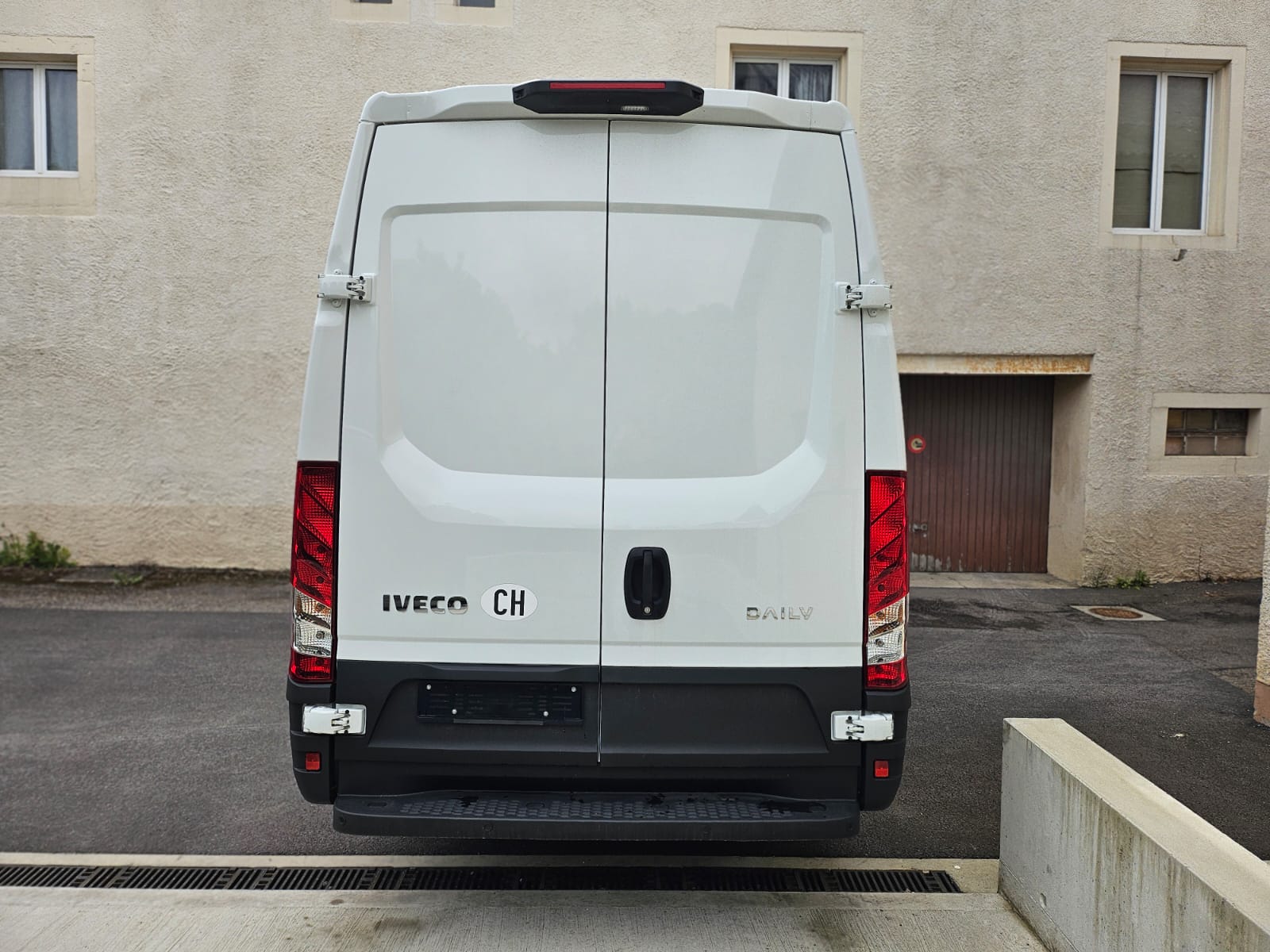 IVECO 35 S 16V MITTELLANG AUTOMAT leasing möglisch-image-10