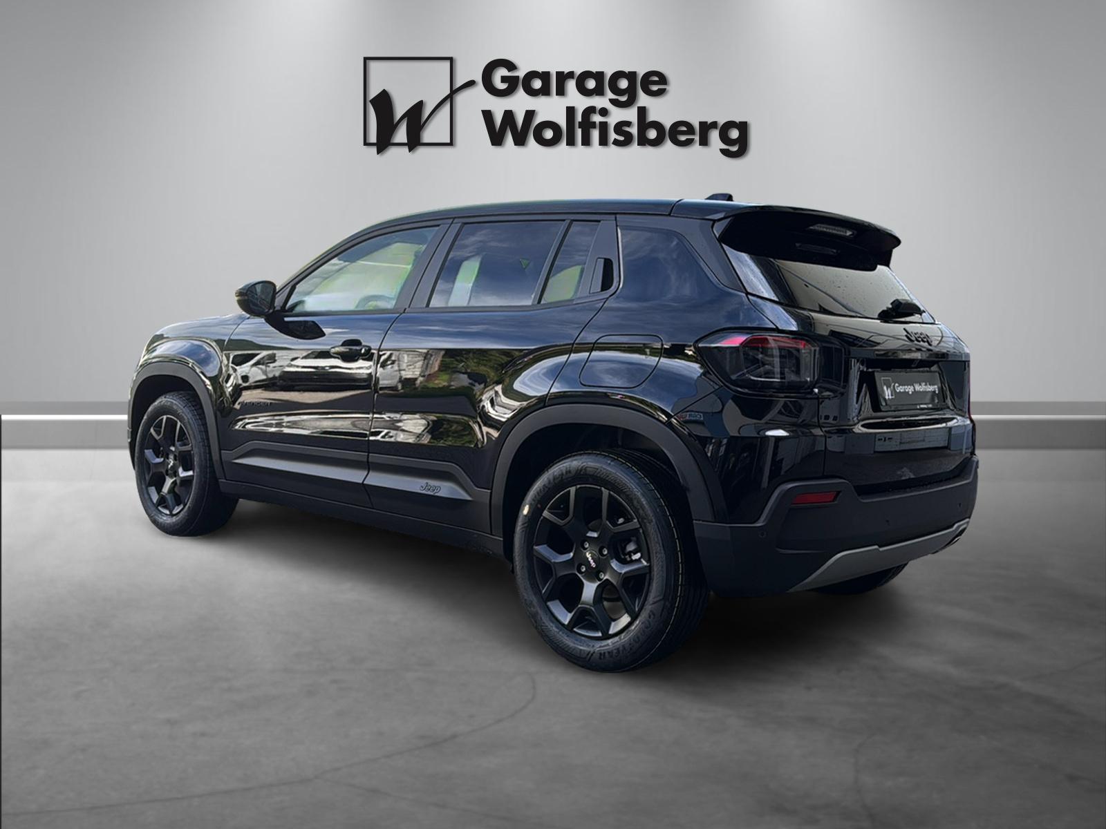 JEEP Avenger 1.2 MHEV Black Edition-image-3