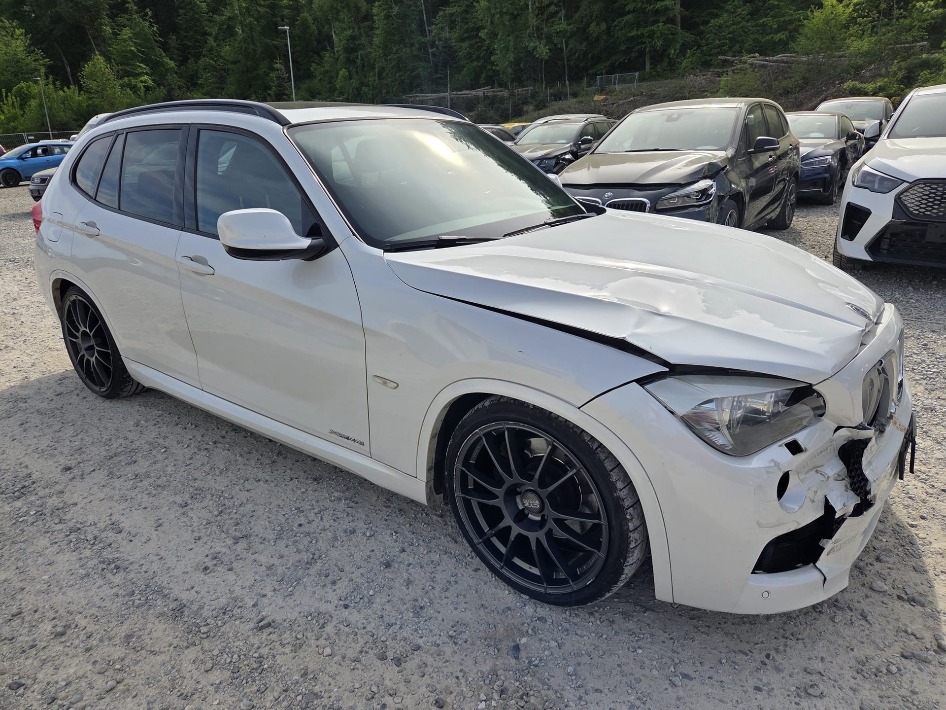 BMW X1 xDrive 28i Steptronic-image-1