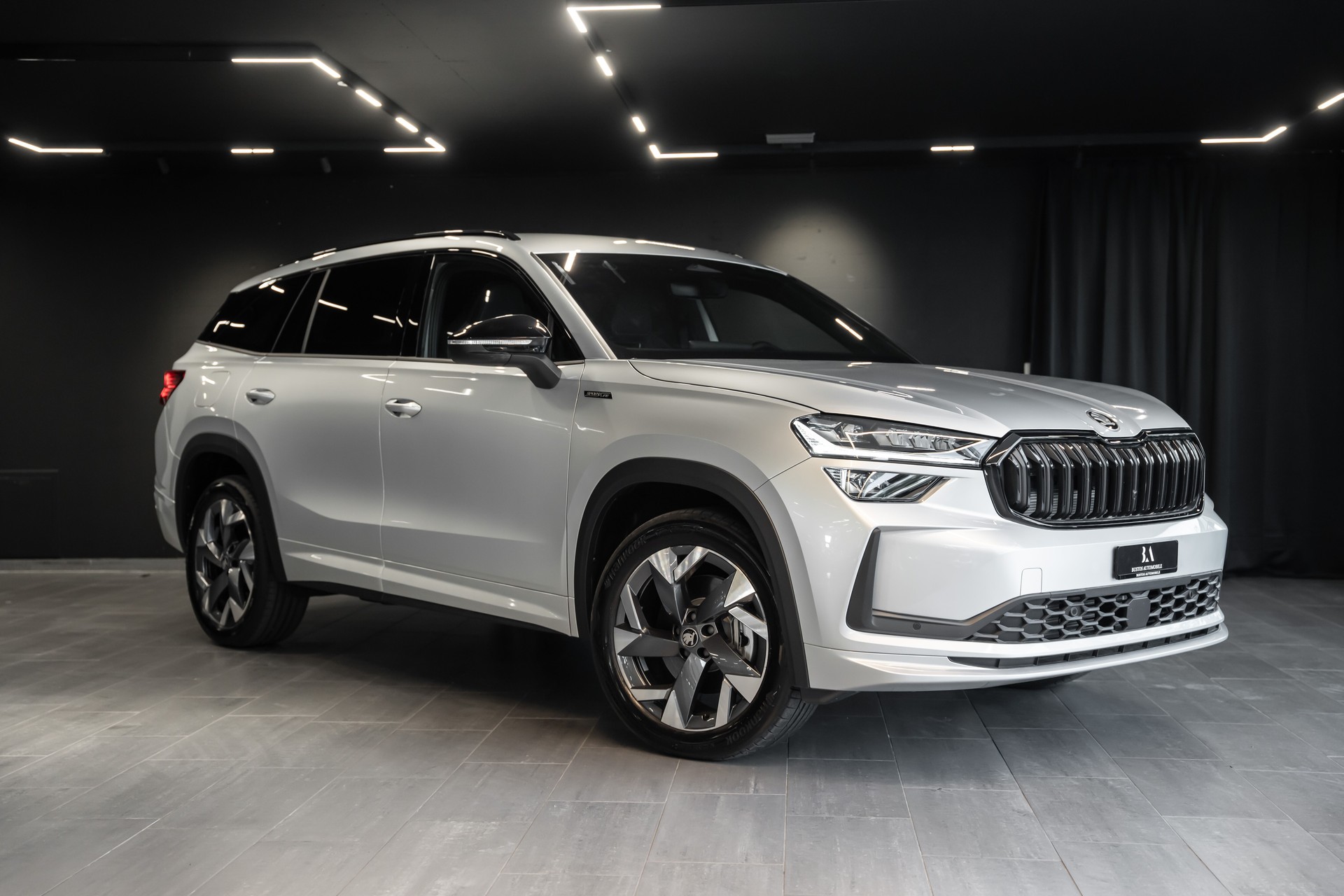 SKODA SKODA Kodiaq 2.0 TDI Sportline 4x4 / Neuwagen / Anhängerkupplung / Super Ausstattung / Sitzheizung / uvm..