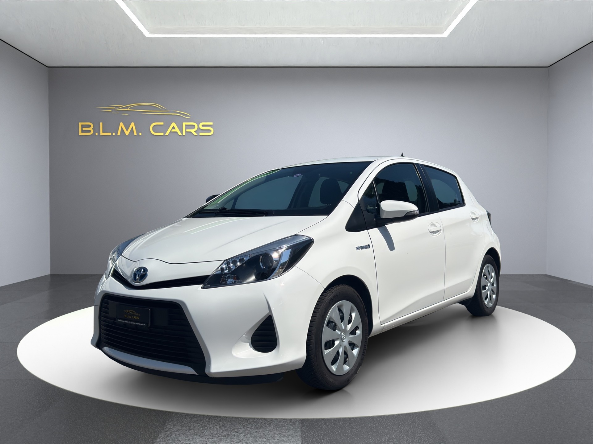 TOYOTA Yaris 1.5 VVT-i Hybrid Luna CVT