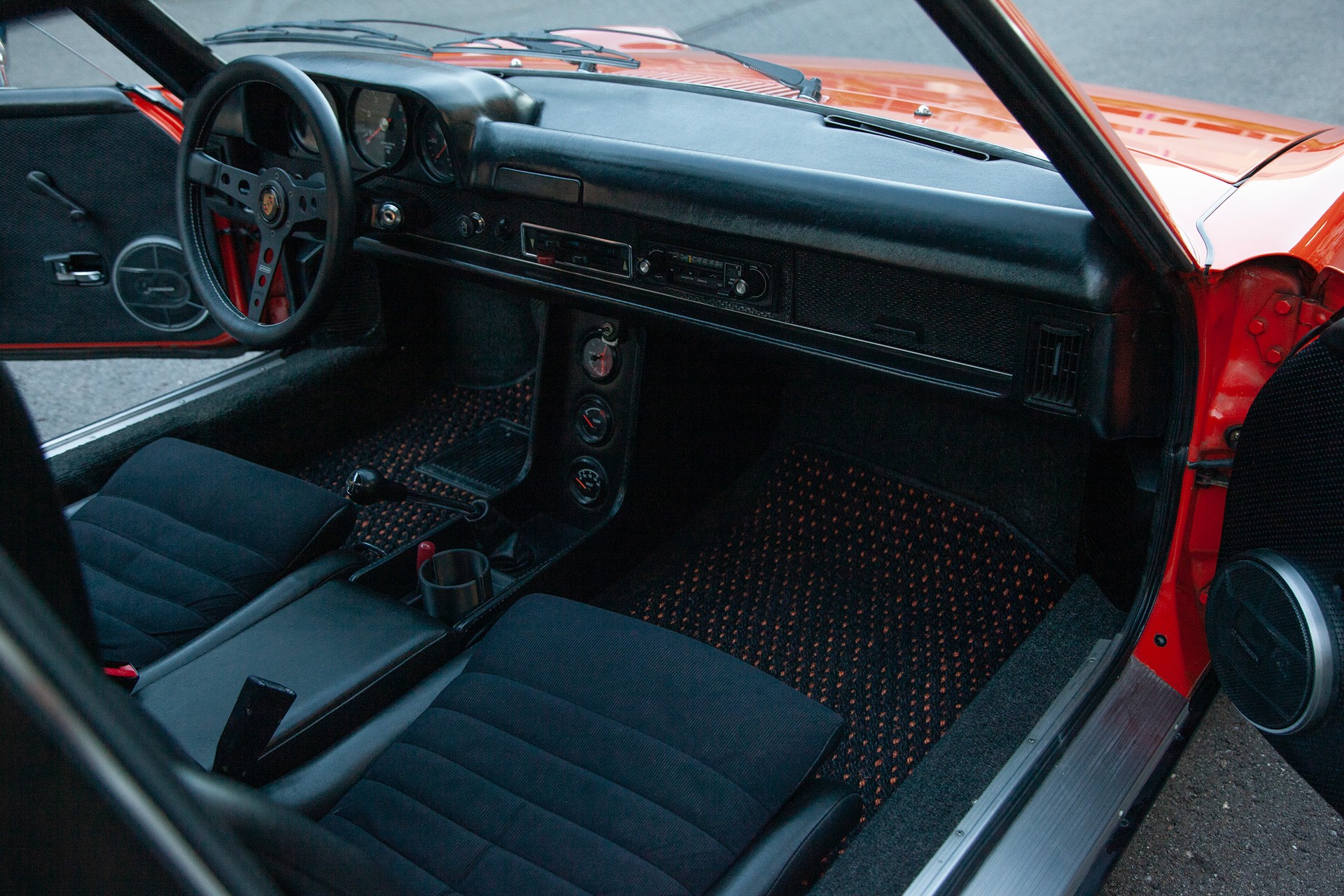 PORSCHE 914 2.0-image-1