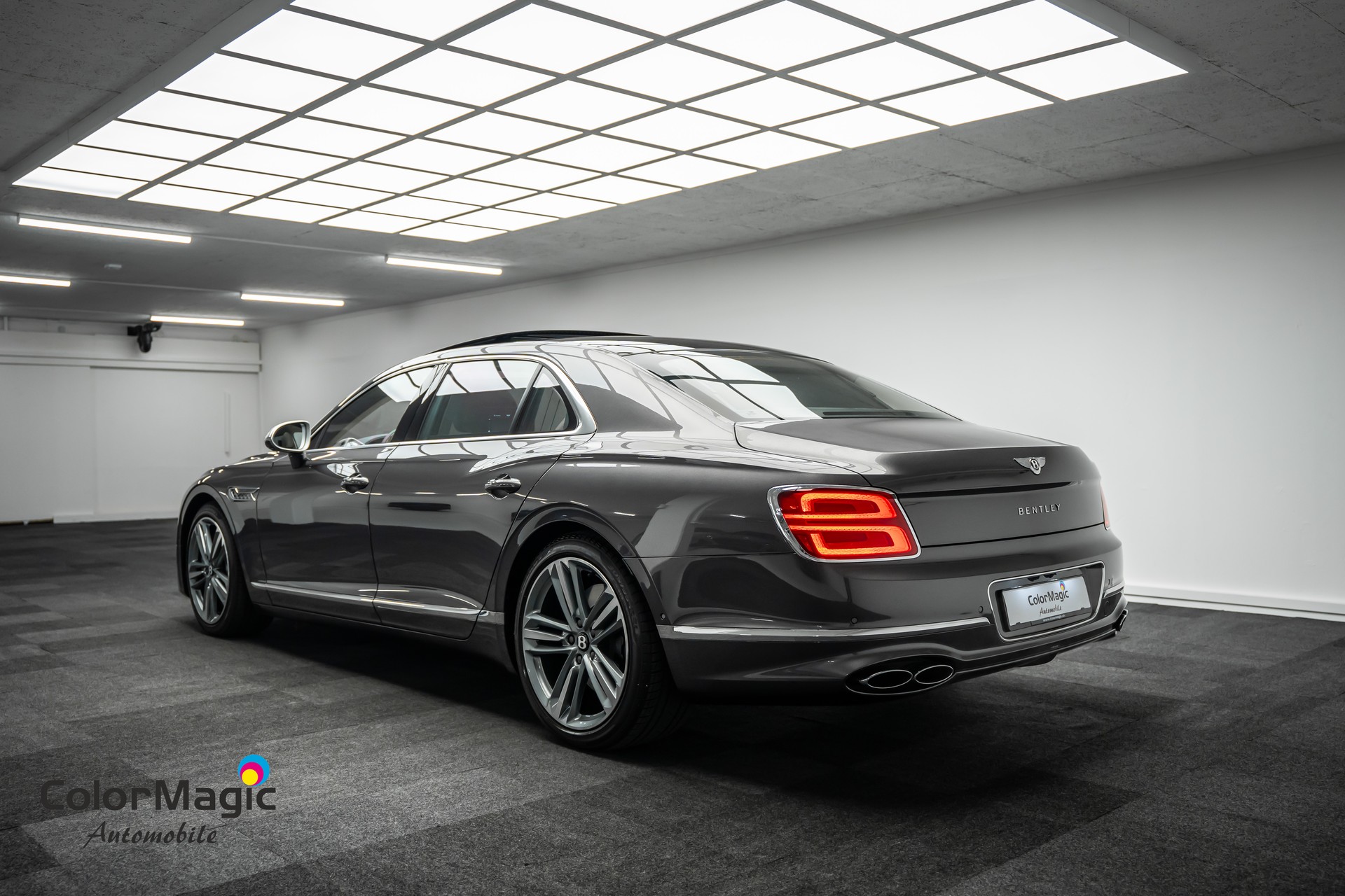 BENTLEY * FLYING SPUR * MULLINER EDELAUSFÜHRUNG * LEASING AB 1320.- *-showroom-element-3