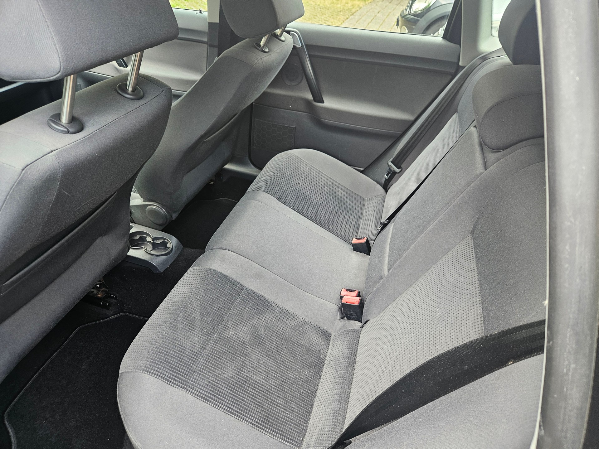 VW Polo 1.4 16V Trendline-image-8