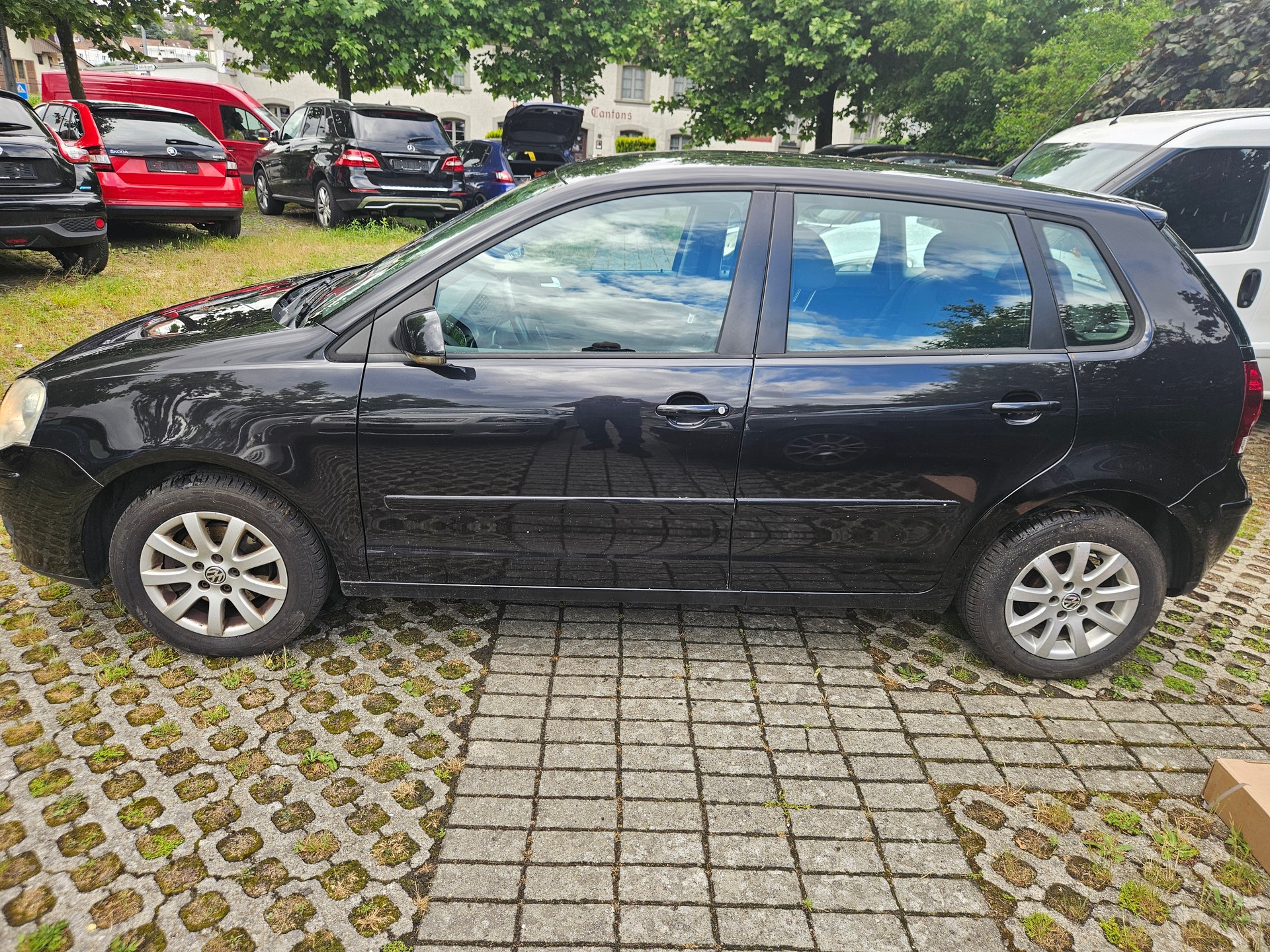 VW Polo 1.4 16V Trendline-image-7