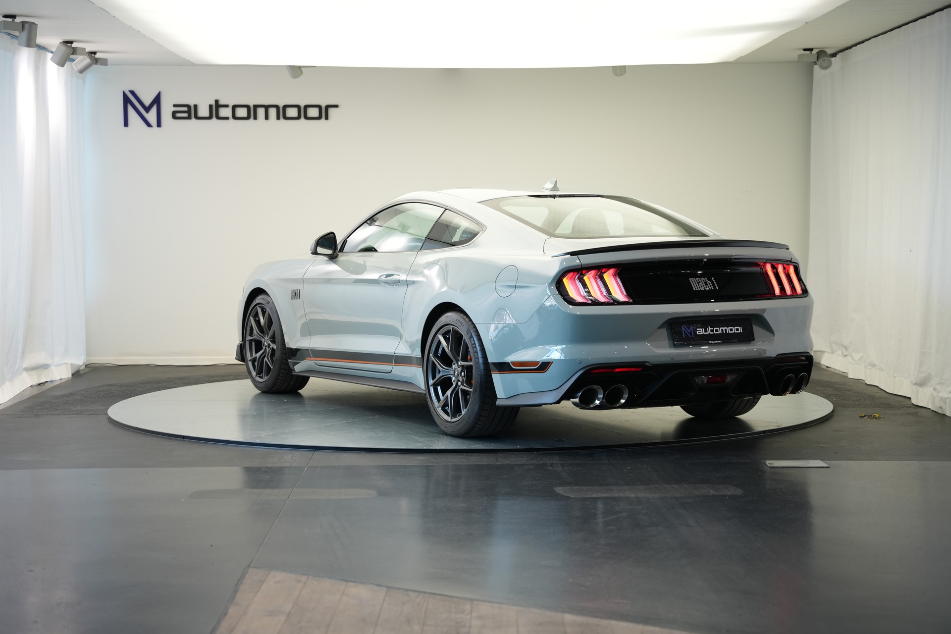 FORD Mustang Fastback 5.0 V8 Mach 1 Automat-image-6