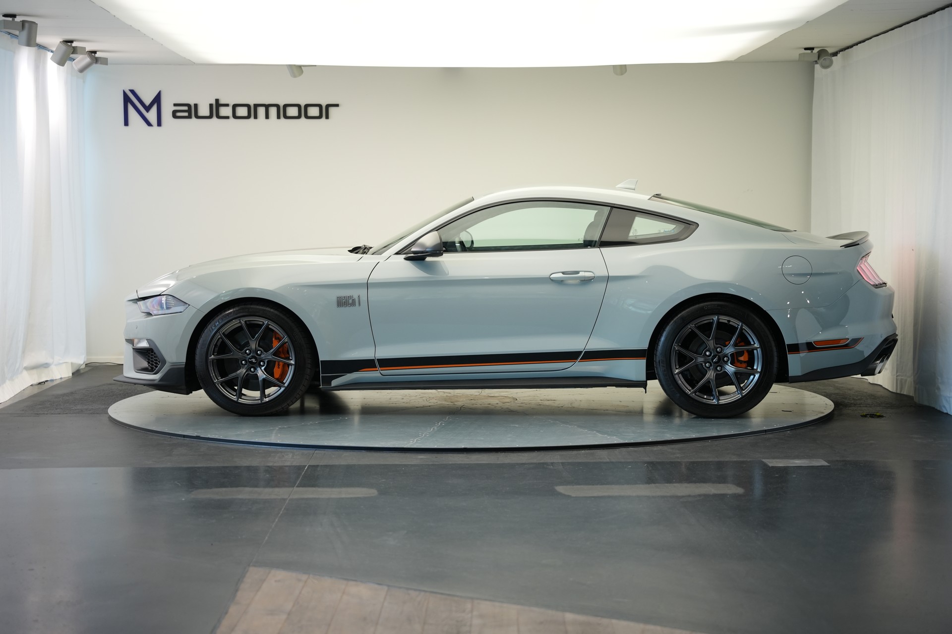 FORD Mustang Fastback 5.0 V8 Mach 1 Automat-image-7