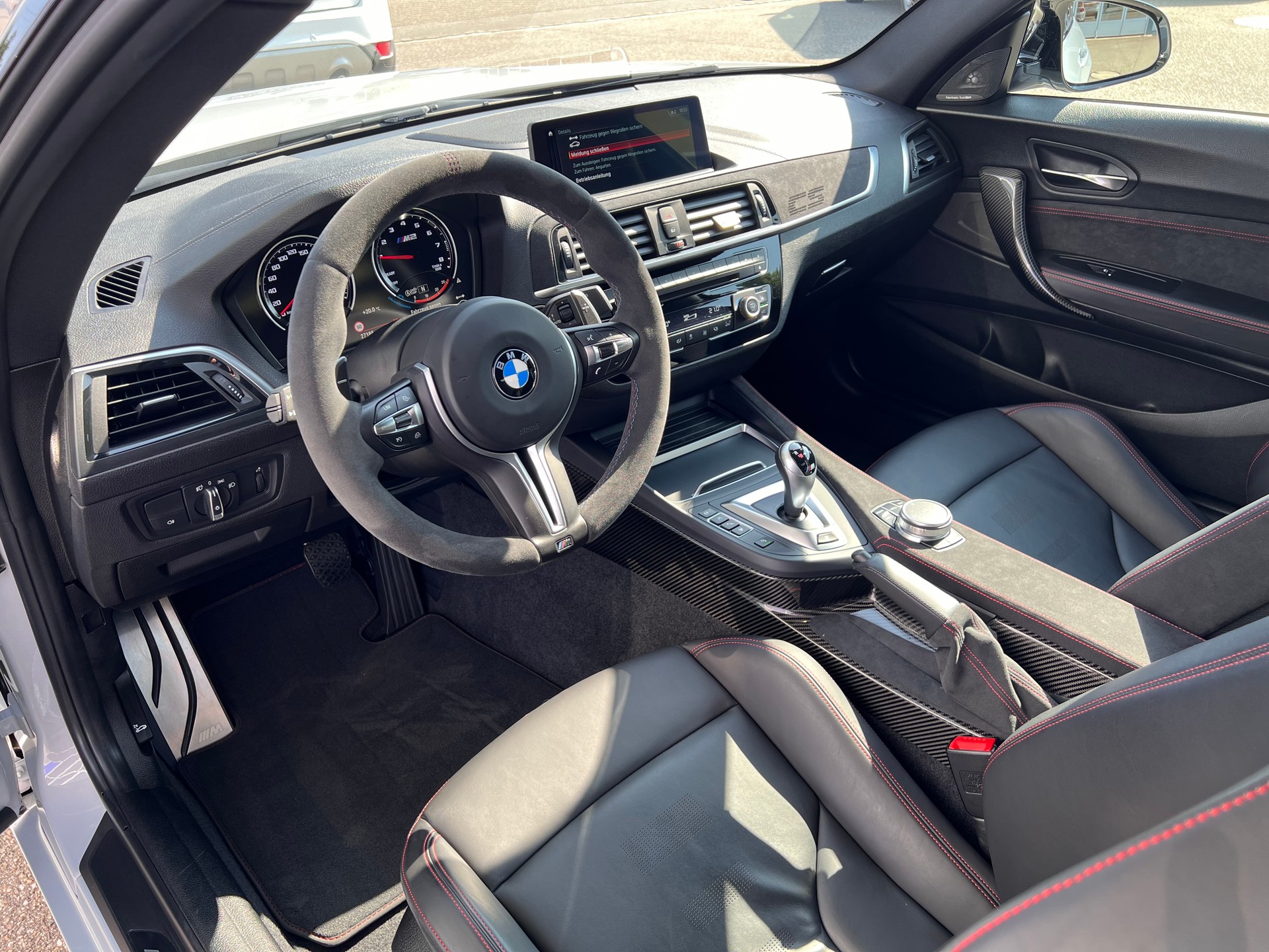 BMW M2 CS-image-7