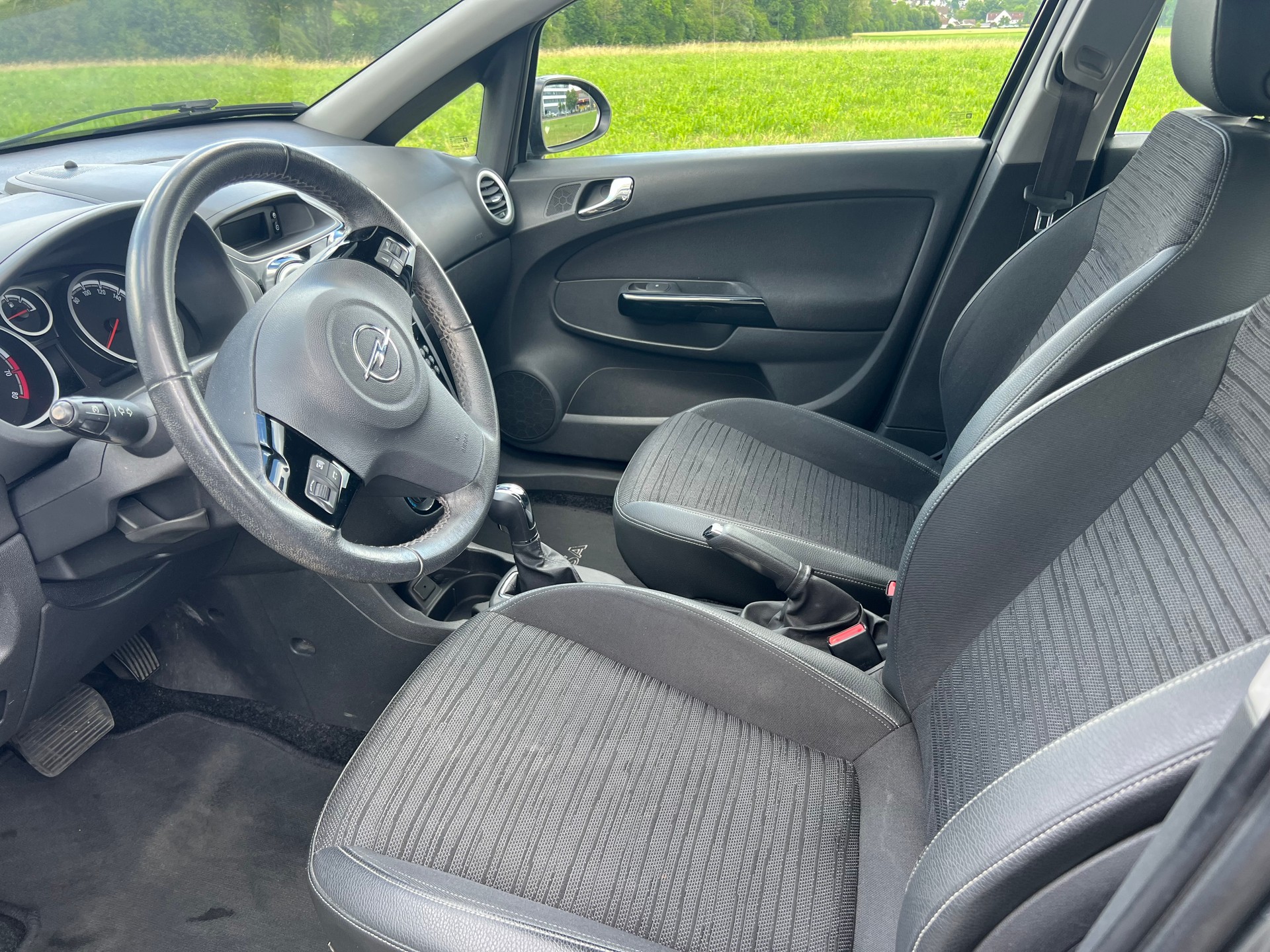 OPEL Corsa 1.4 TP Energy Automatic-image-5