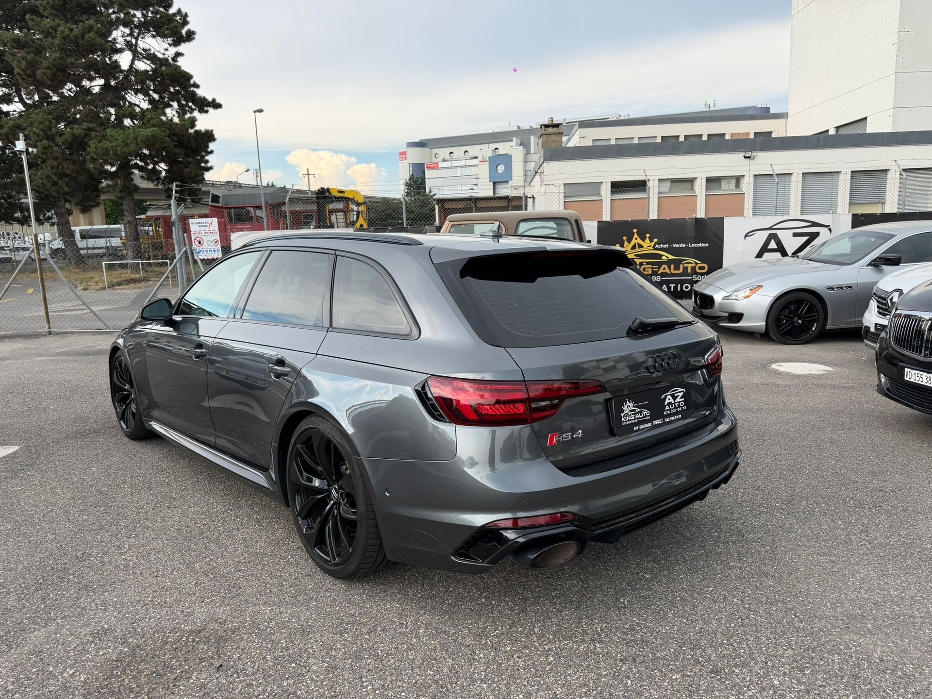 AUDI RS4 Avant 2.9 TFSI quattro tiptronic GARANTIE 2 ANS-showroom-element-3