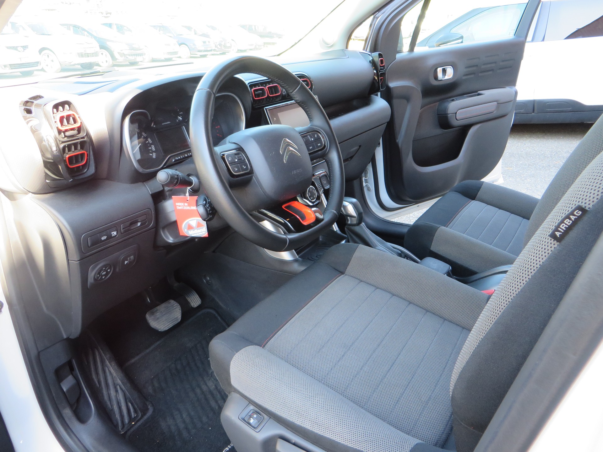 CITROEN C3 Aircross 1.5 BlueHD Shine EAT-image-13