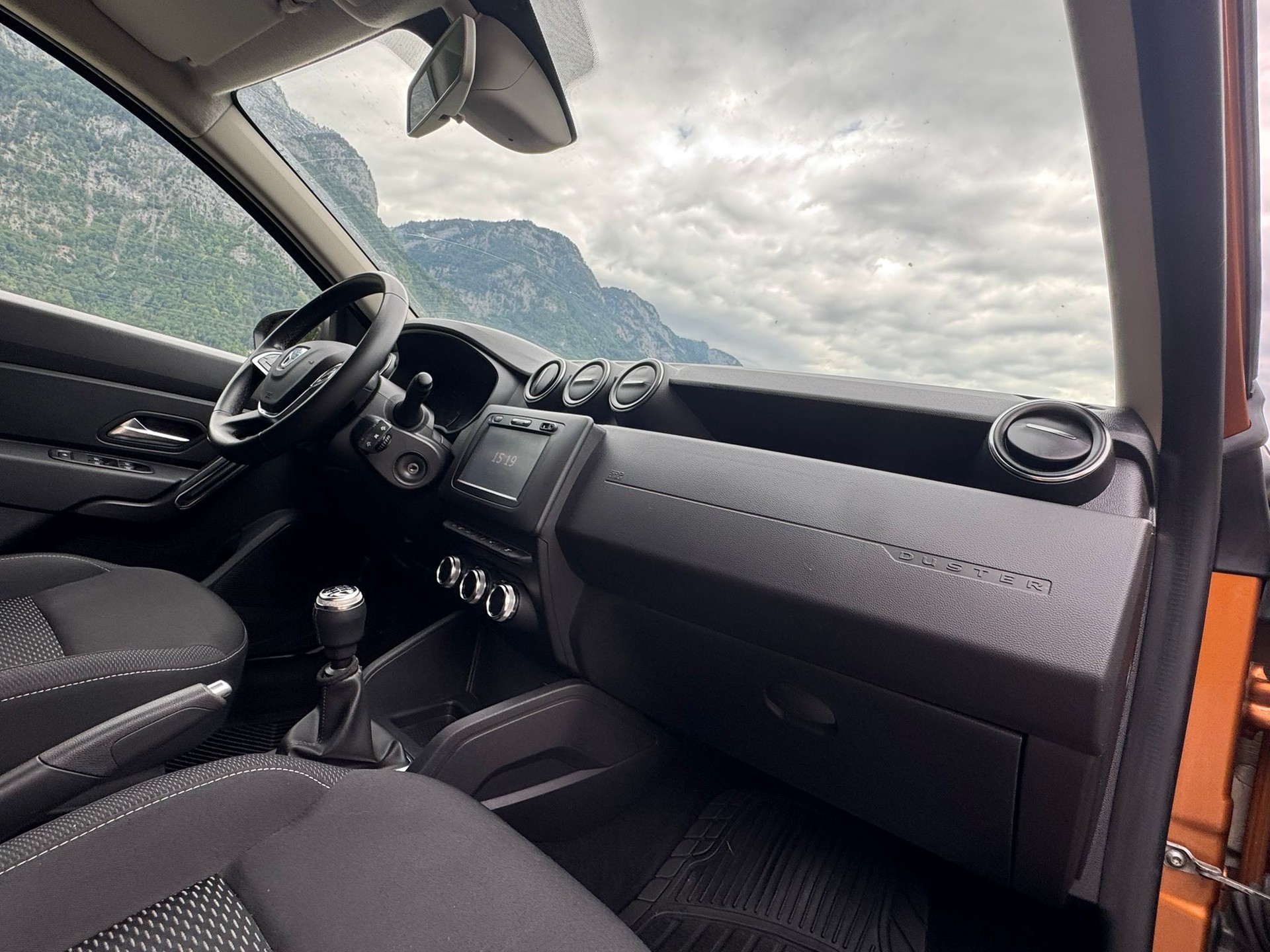 DACIA Duster dCi 110 Comfort 4x4-image-12