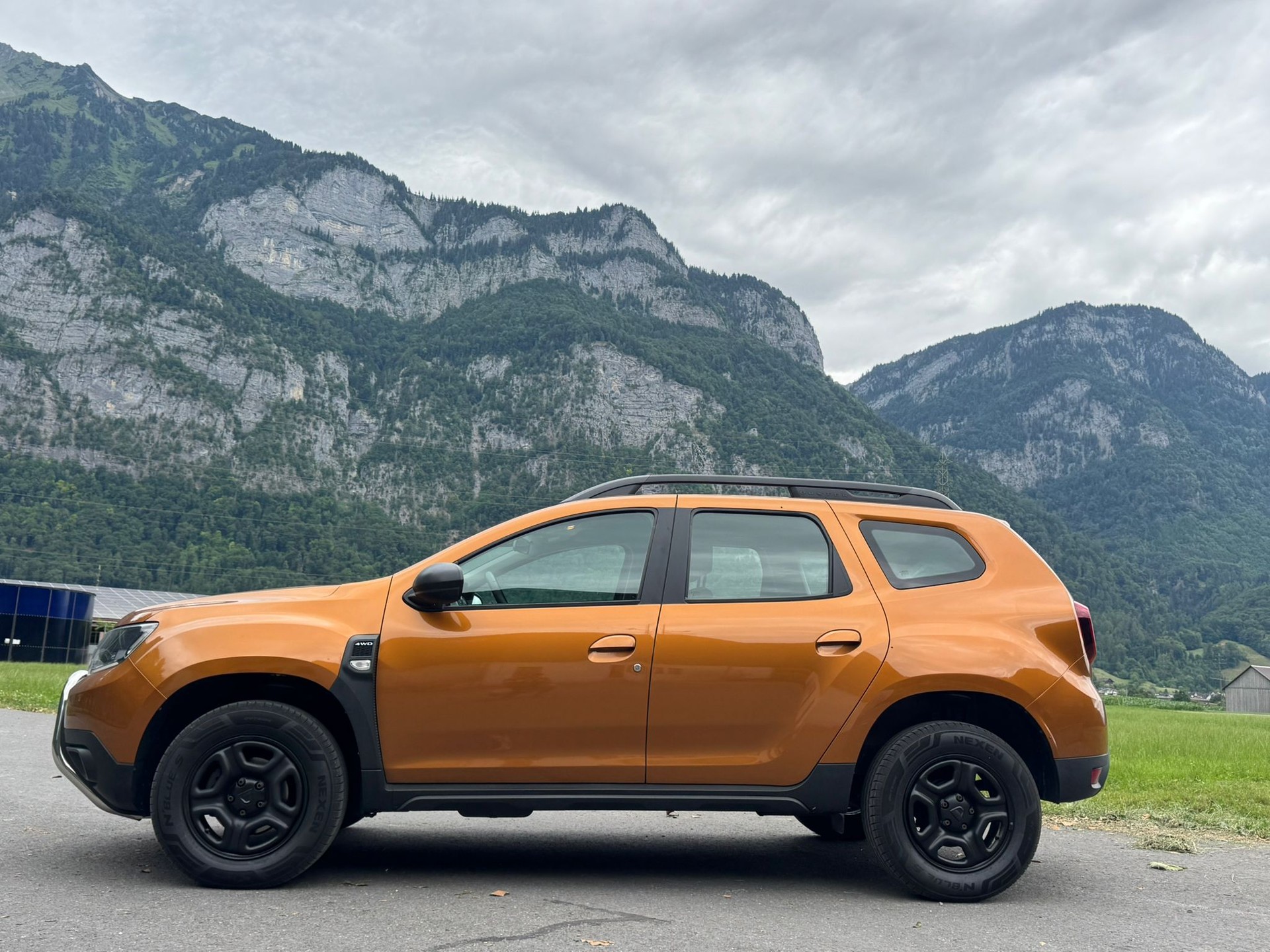 DACIA Duster dCi 110 Comfort 4x4-showroom-element-3