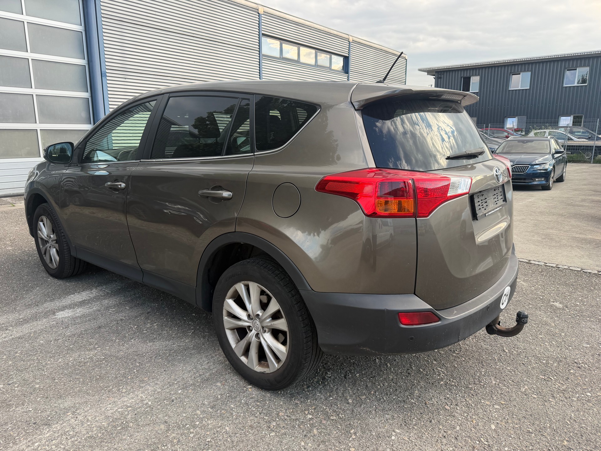 TOYOTA RAV-4 2.2D-4D Sol-image-5