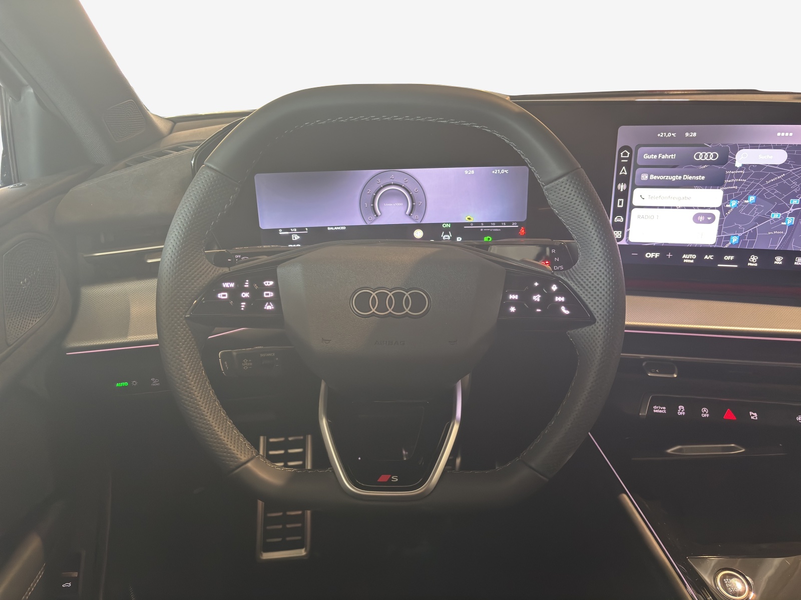AUDI Q3 Sportback TFSI quattro 195 kW S tronic-image-9