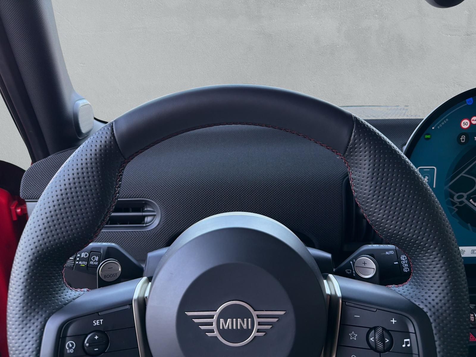 MINI Cooper S JCW Trim F65 2.0i (CH)-image-22