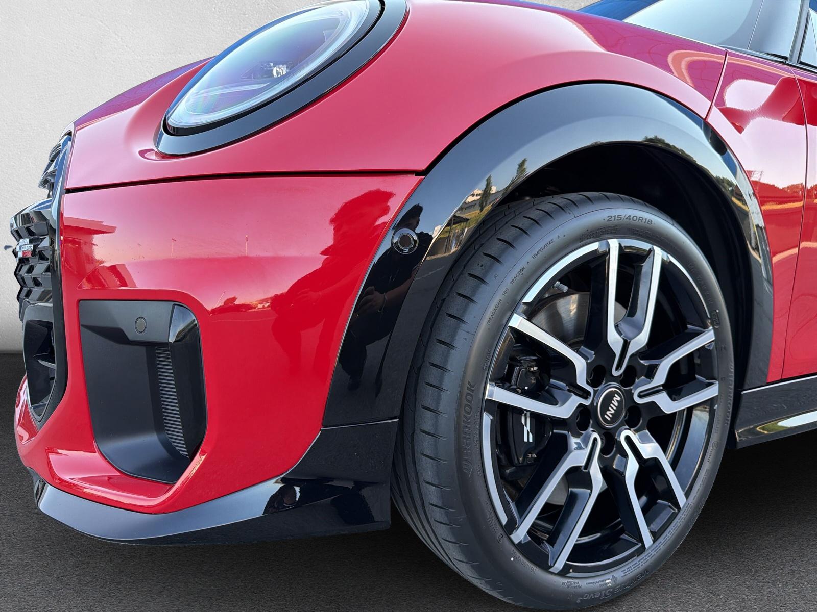 MINI Cooper S JCW Trim F65 2.0i (CH)-image-8