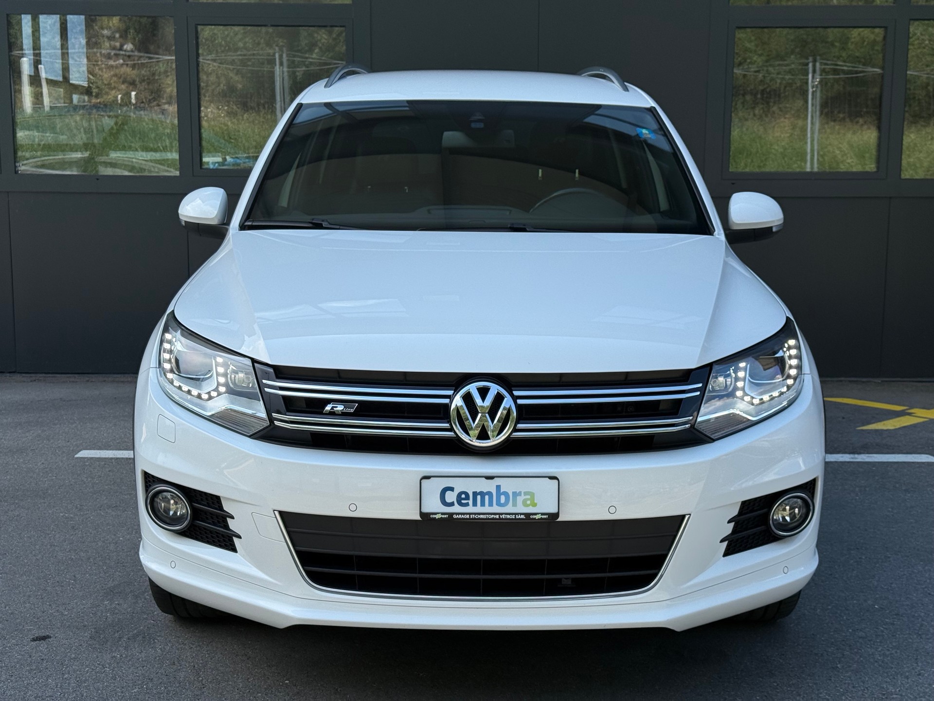 VW Tiguan 2.0 TSI R-Line Design 4Motion DSG-showroom-element-2