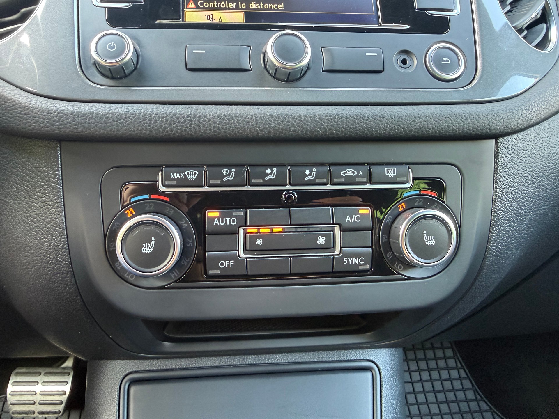 VW Tiguan 2.0 TSI R-Line Design 4Motion DSG-image-8