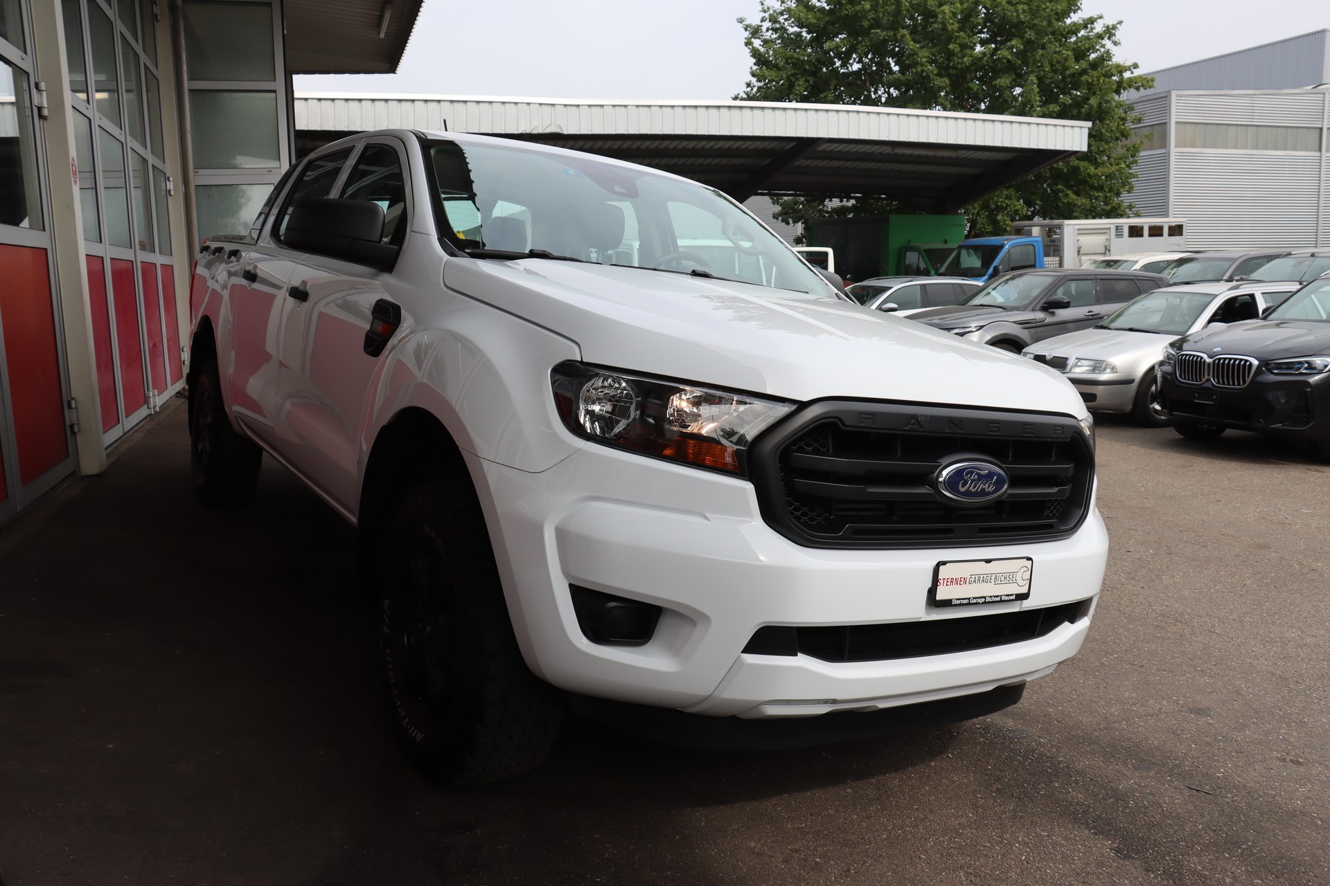 FORD Ranger XLT 2.0 Eco Blue 4x4-showroom-element-3