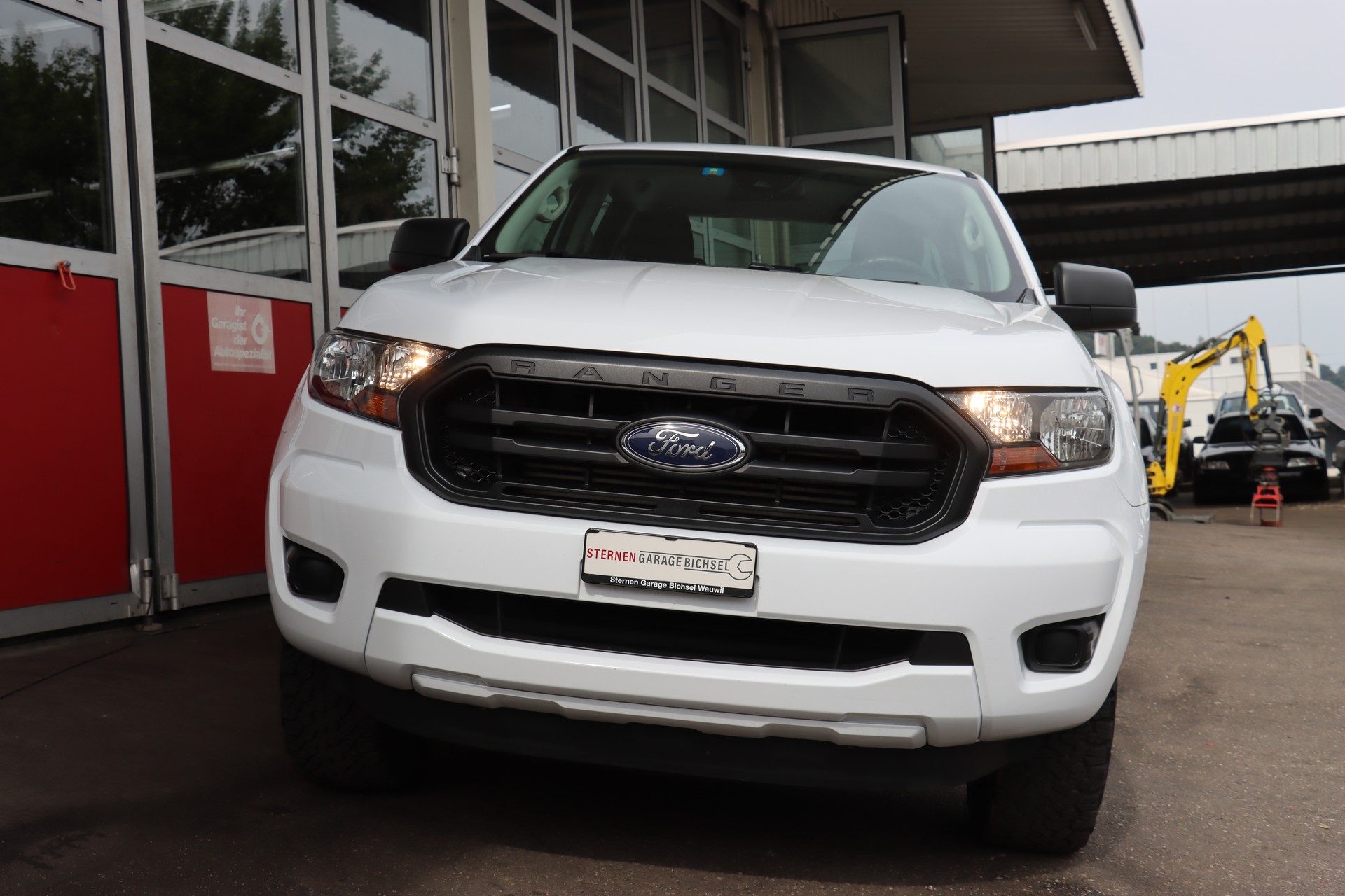 FORD Ranger XLT 2.0 Eco Blue 4x4-showroom-element-2