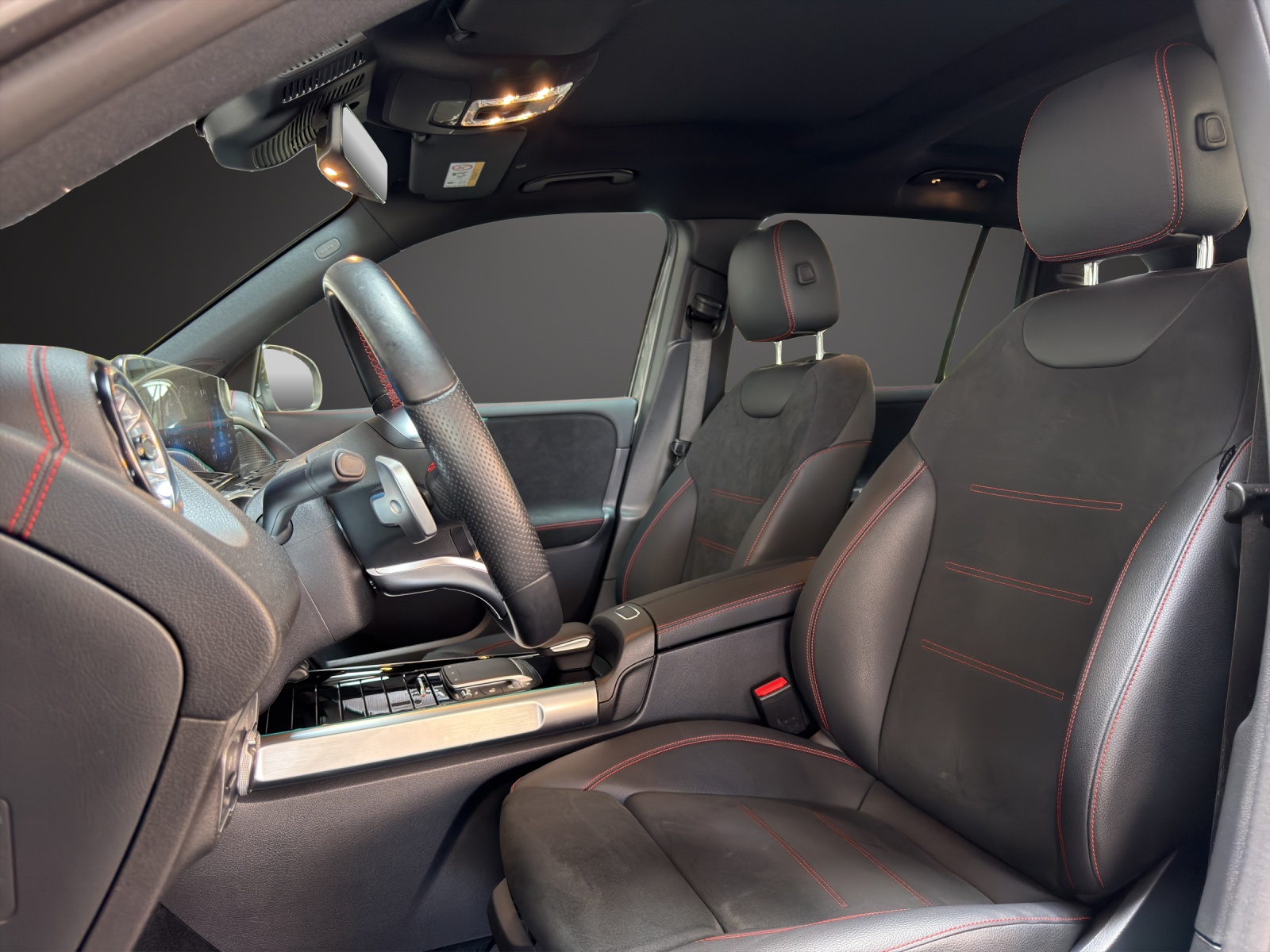 MERCEDES-BENZ EQB 350 AMG Line 4Matic-image-12