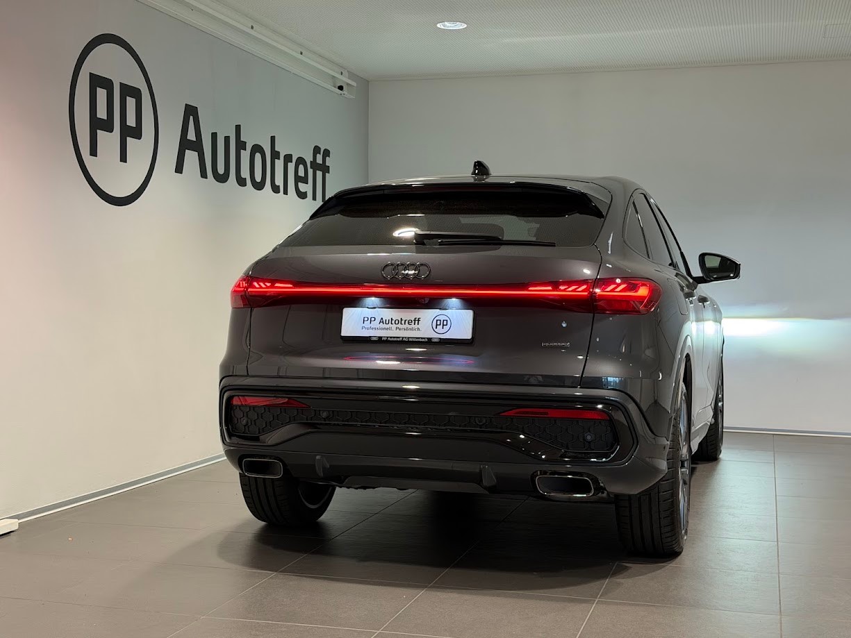 AUDI Q5 Sportback e-hybrid quattro 270 kW S-tronic-image-12