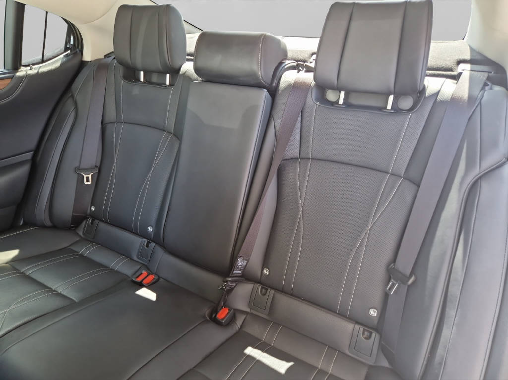 LEXUS ES 300h Excellence 45906/000-image-12