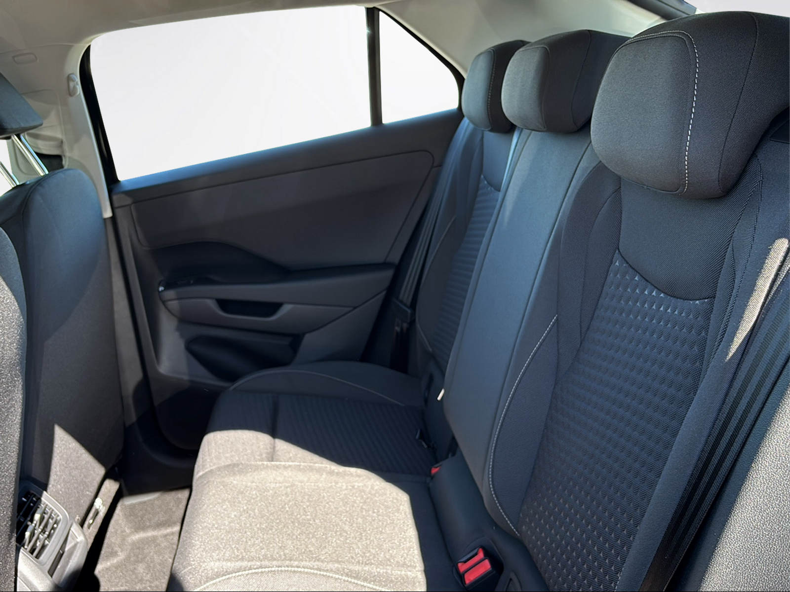 VW T-Roc NF Trendline 1.5eTSI 115CH-image-9