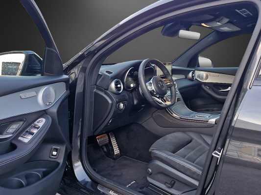 MERCEDES-BENZ GLC Coupé 300d AMGLine 4M-image-9