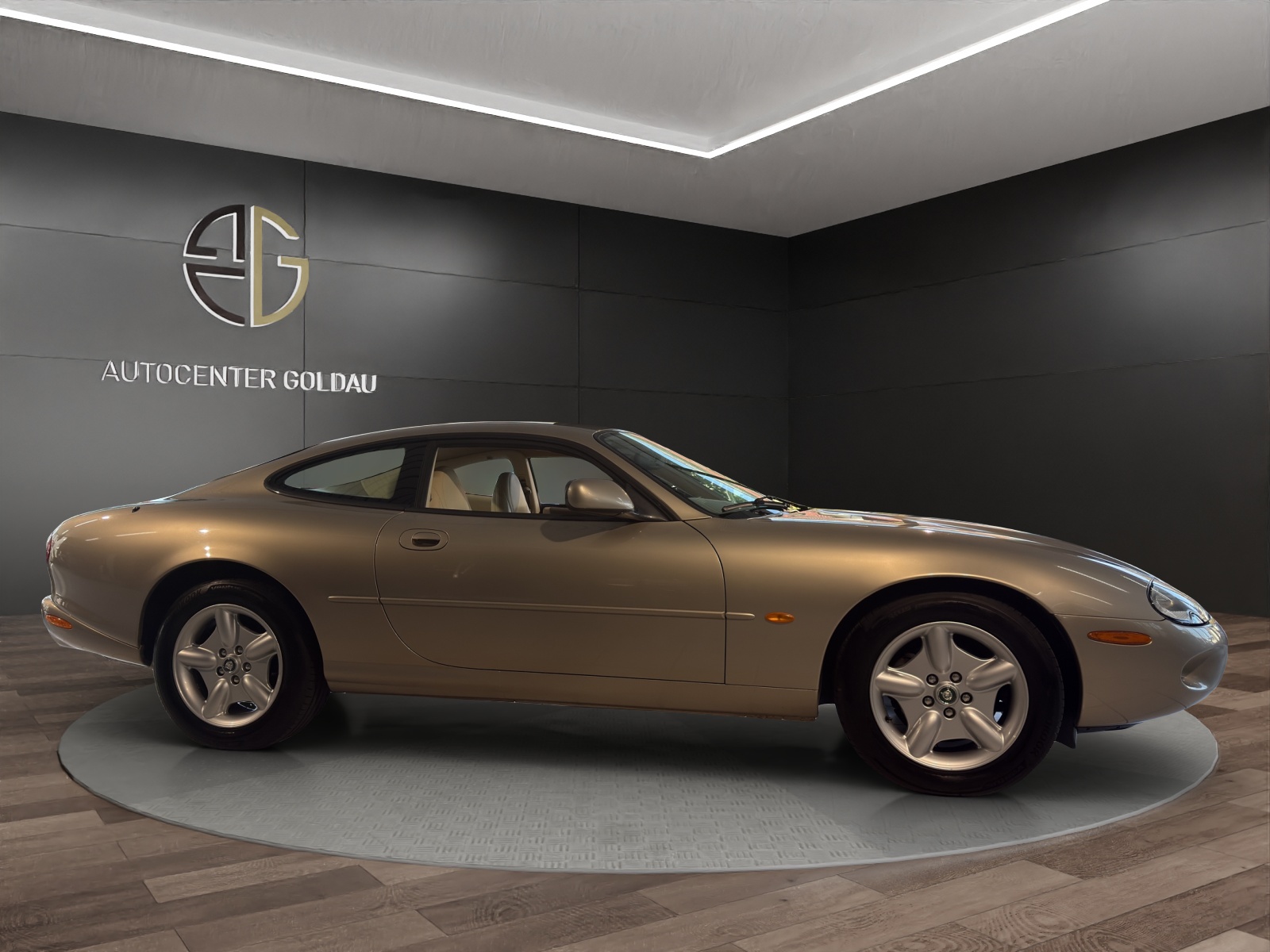 JAGUAR XK8 Sportcoupé-image-4