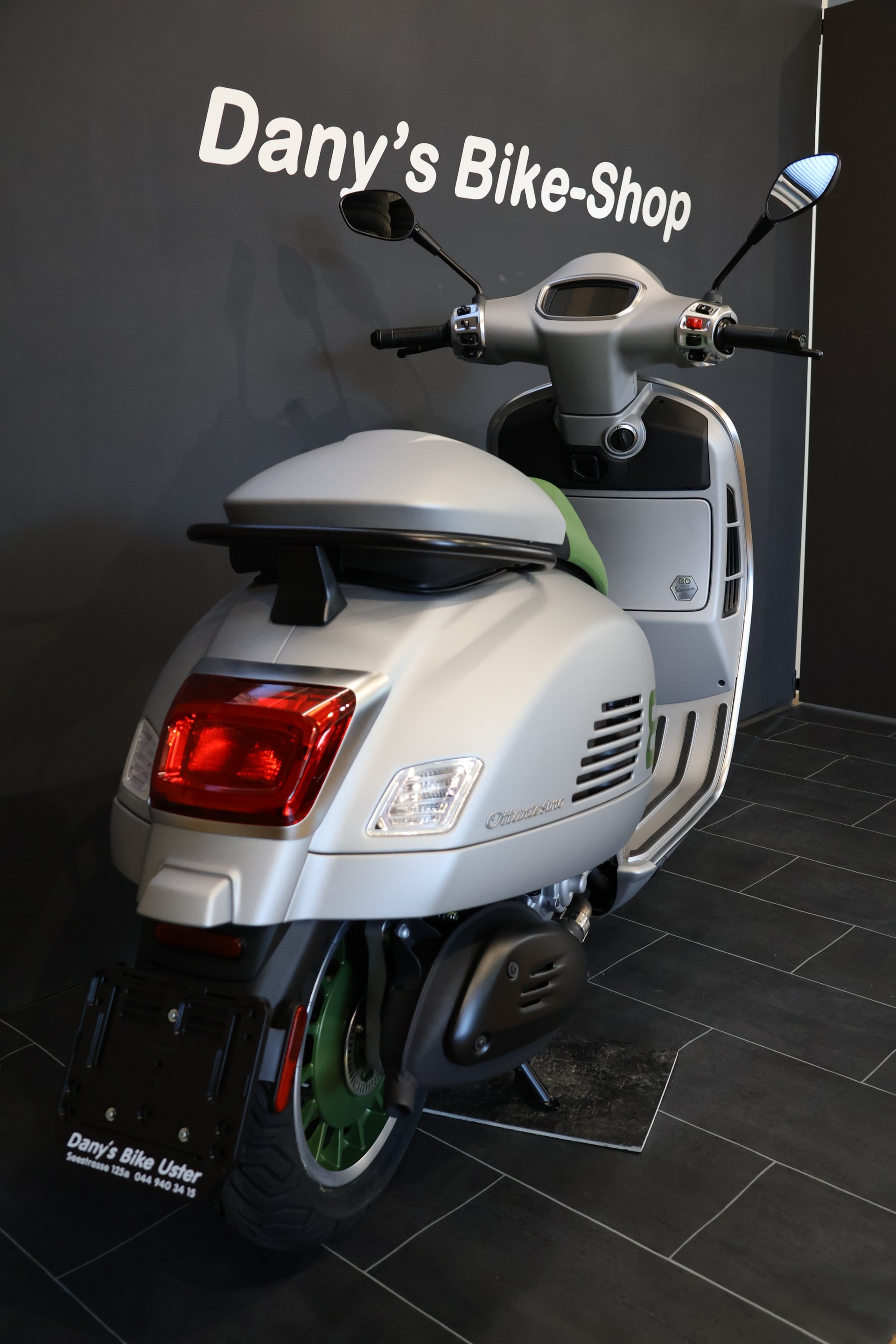 PIAGGIO Vespa GTS 310 Edizione Ottantesimo No. 31/1946 (4 Jahre Garantie)-image-5