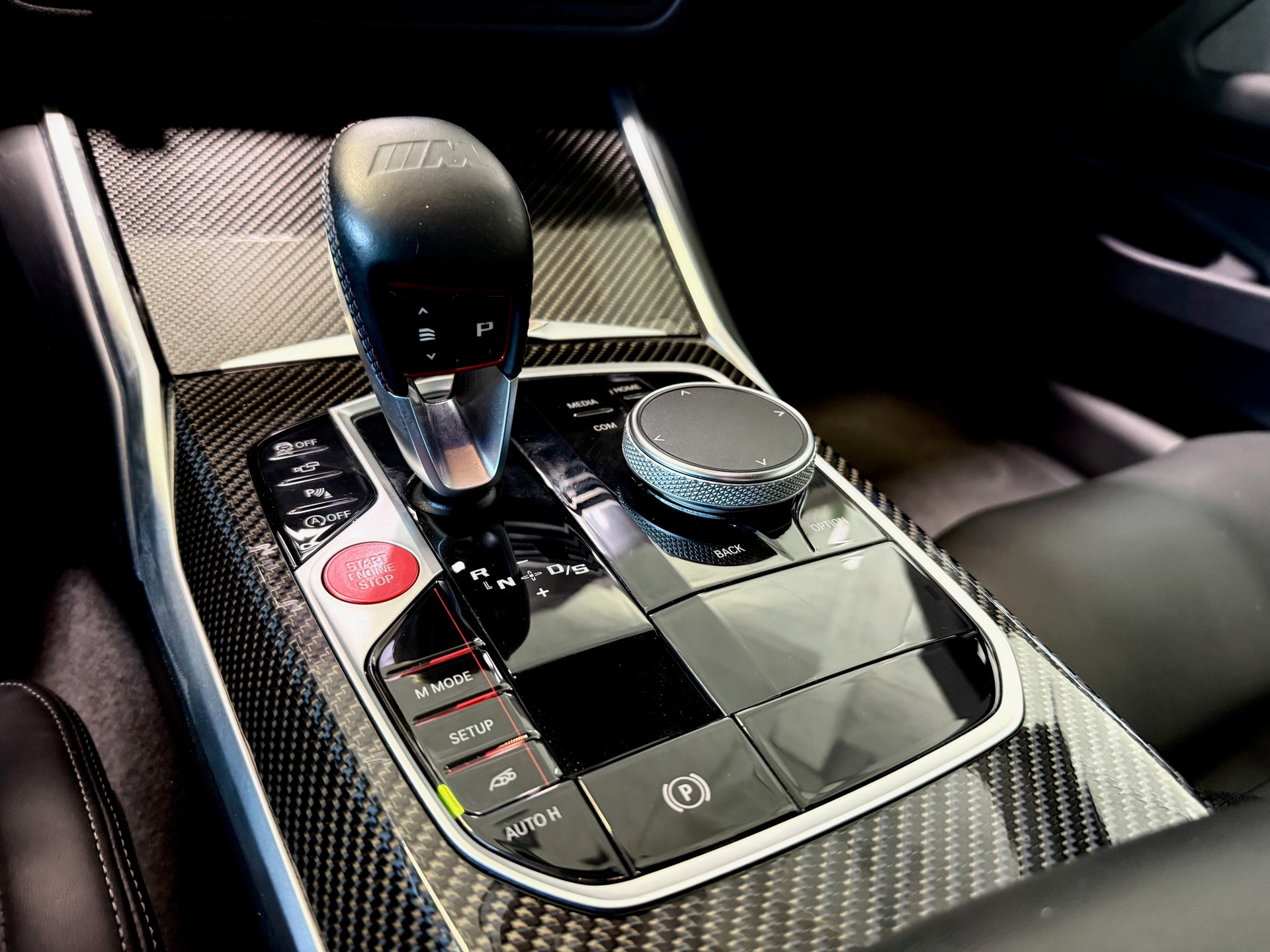 BMW M4 Coupé Competition M xDrive-image-17