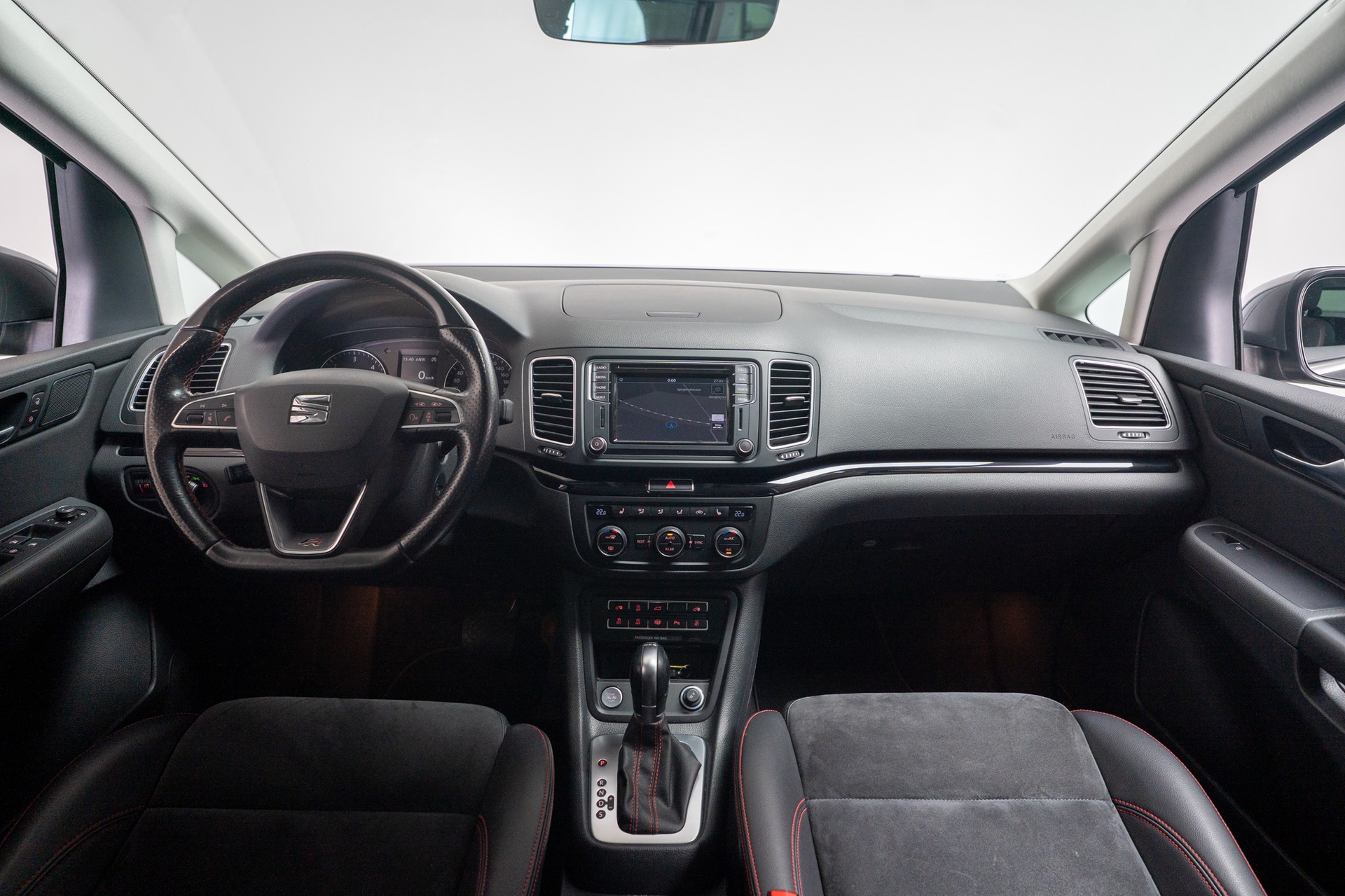 SEAT Alhambra 2.0 TDI 150 Hola FR-Line DSG / 7 Sitze / EL. Schiebetüren-image-20