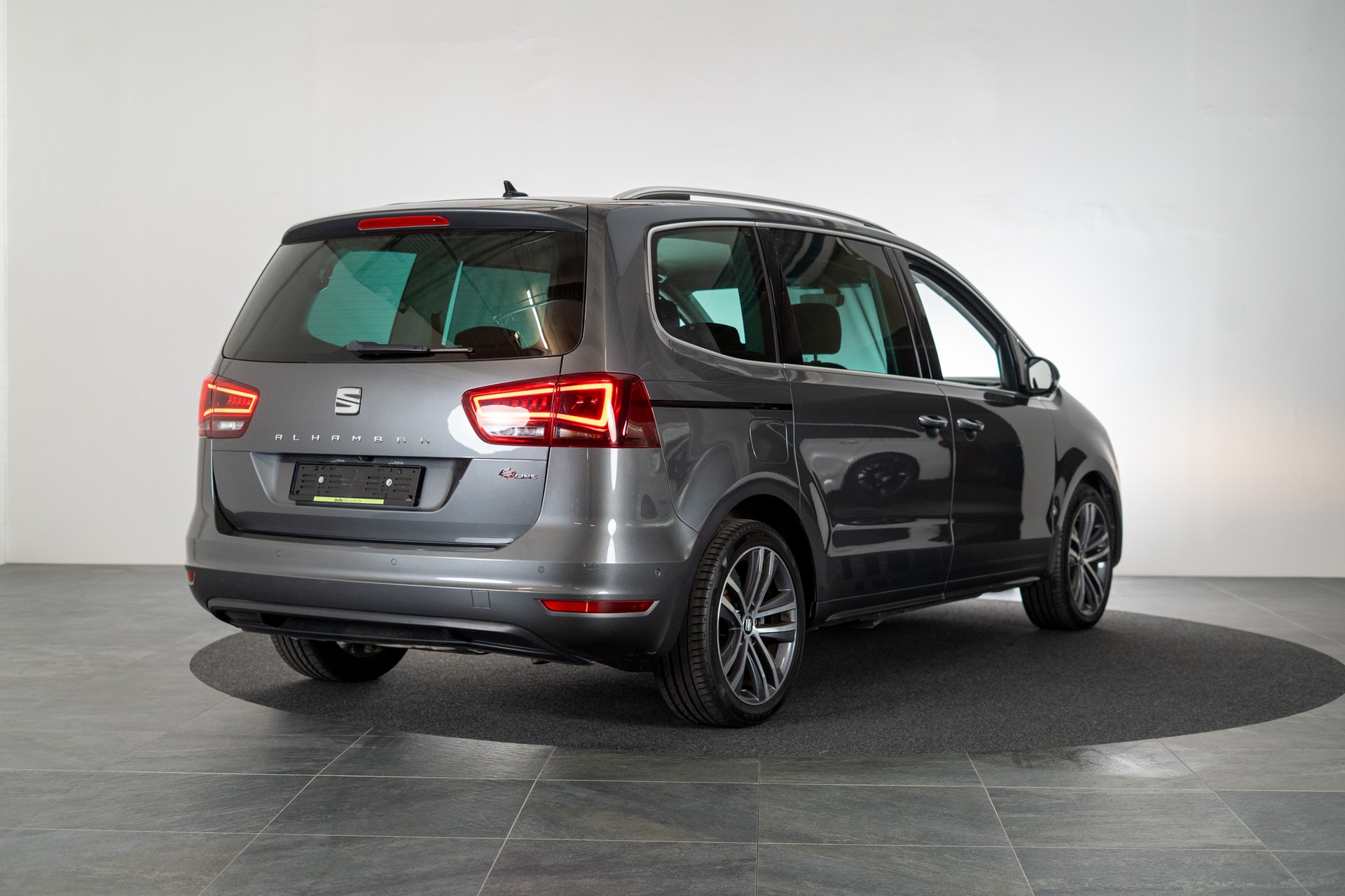 SEAT Alhambra 2.0 TDI 150 Hola FR-Line DSG / 7 Sitze / EL. Schiebetüren-showroom-element-3
