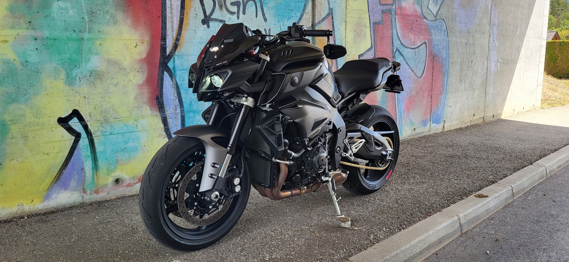 YAMAHA MT-10 ABS-image-1