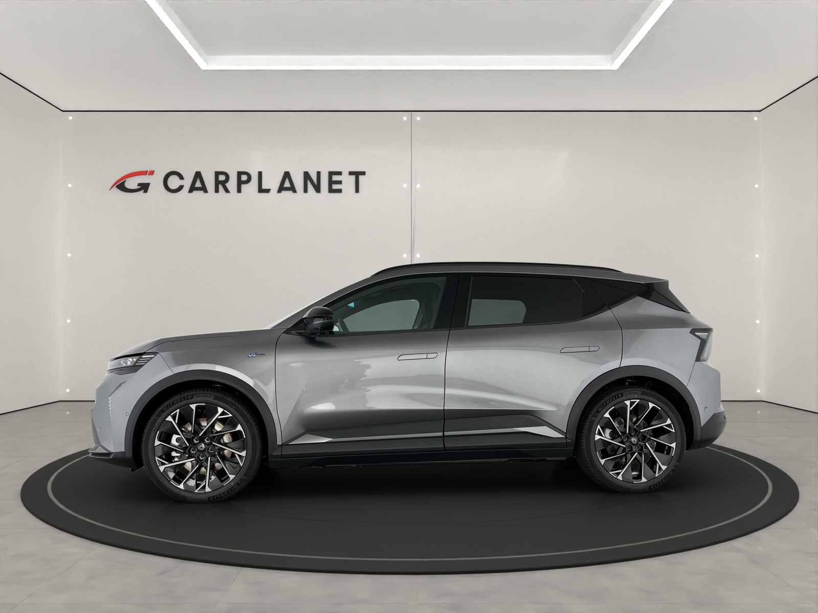 RENAULT Scénic E-Tech esprit Alpine-showroom-element-1