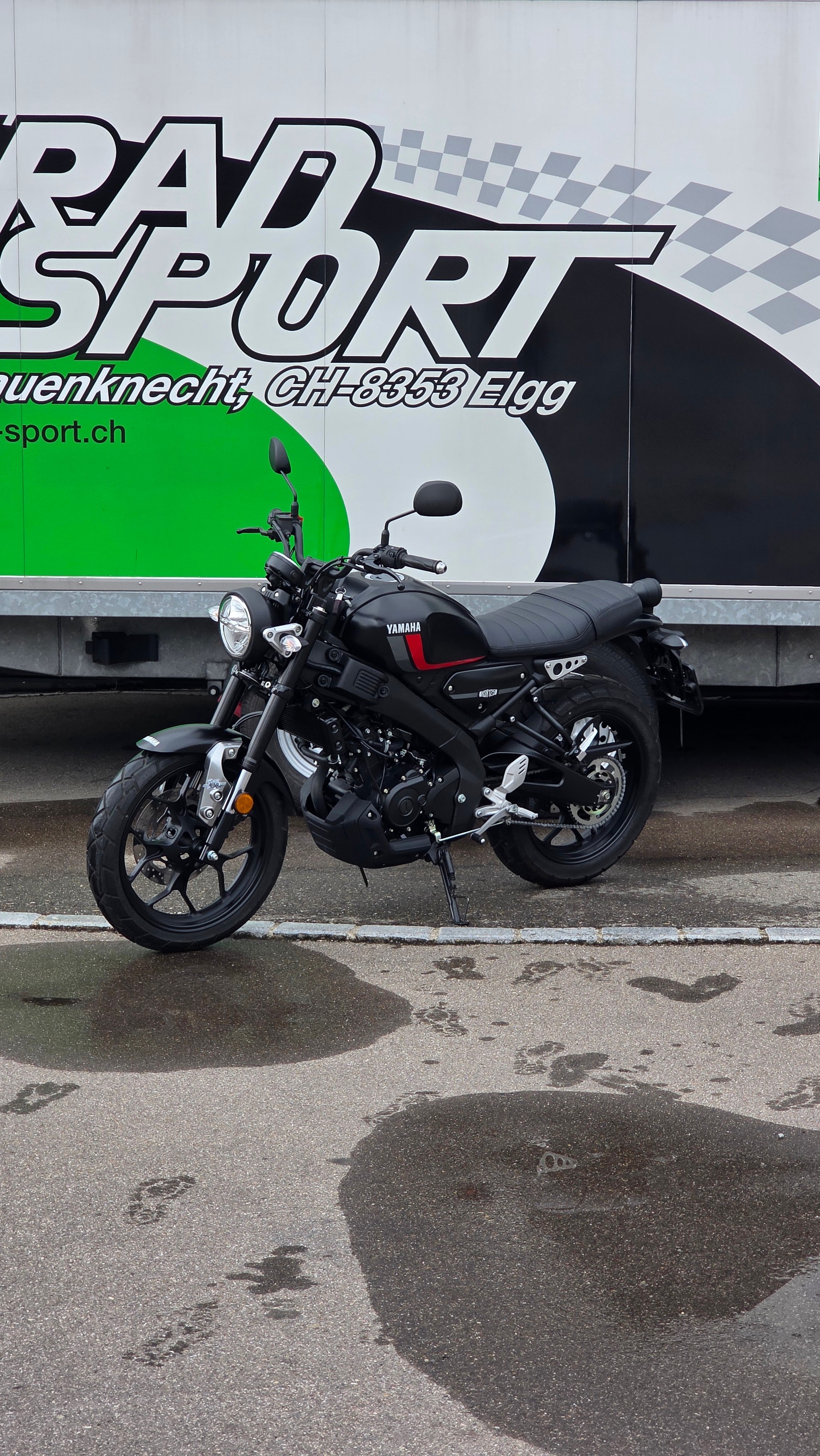 YAMAHA XSR 125-image-3